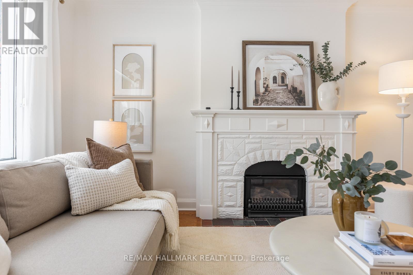 18 ELMVIEW DRIVE