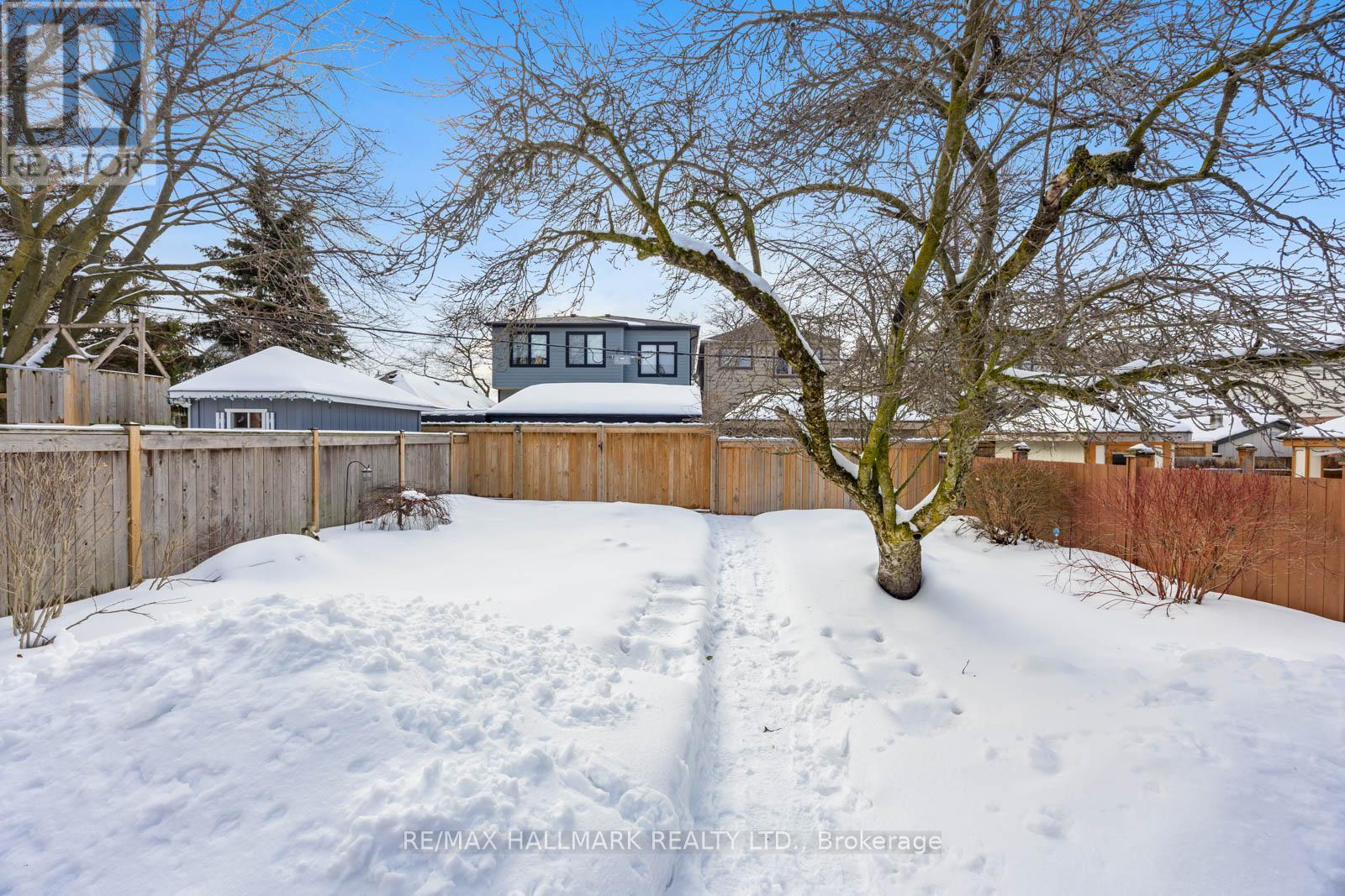 18 ELMVIEW DRIVE