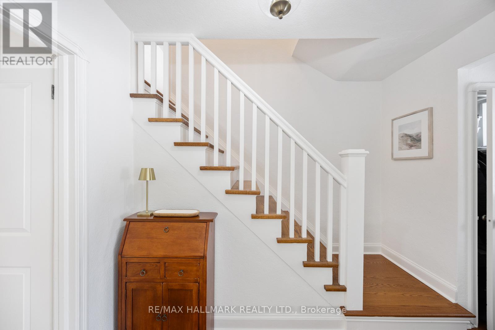 18 ELMVIEW DRIVE