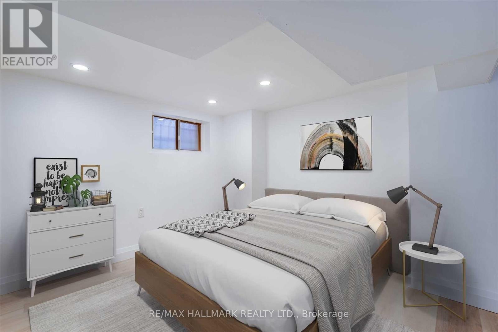 24 BARRINGTON AVENUE