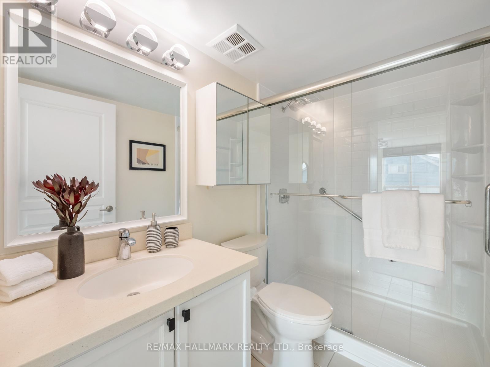 317 - 1863 QUEEN STREET E