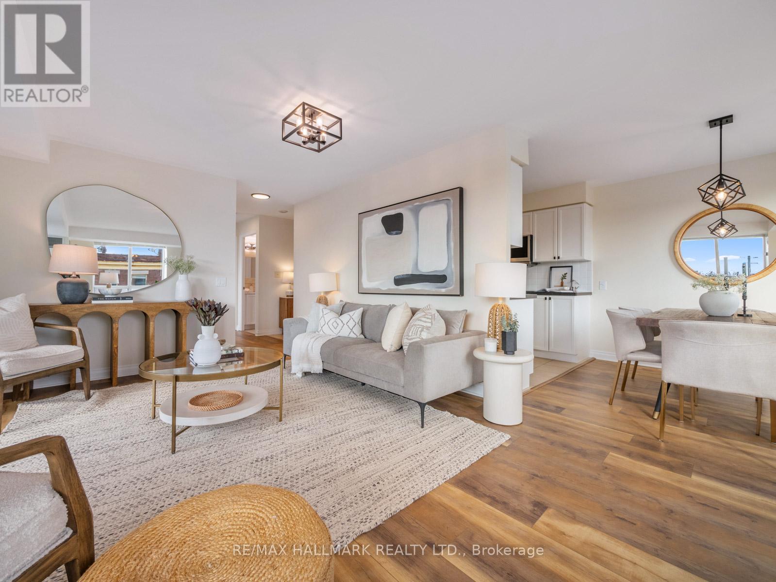 317 - 1863 QUEEN STREET E