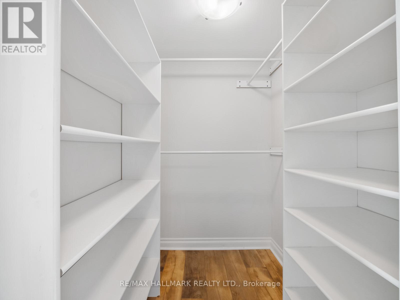 317 - 1863 QUEEN STREET E