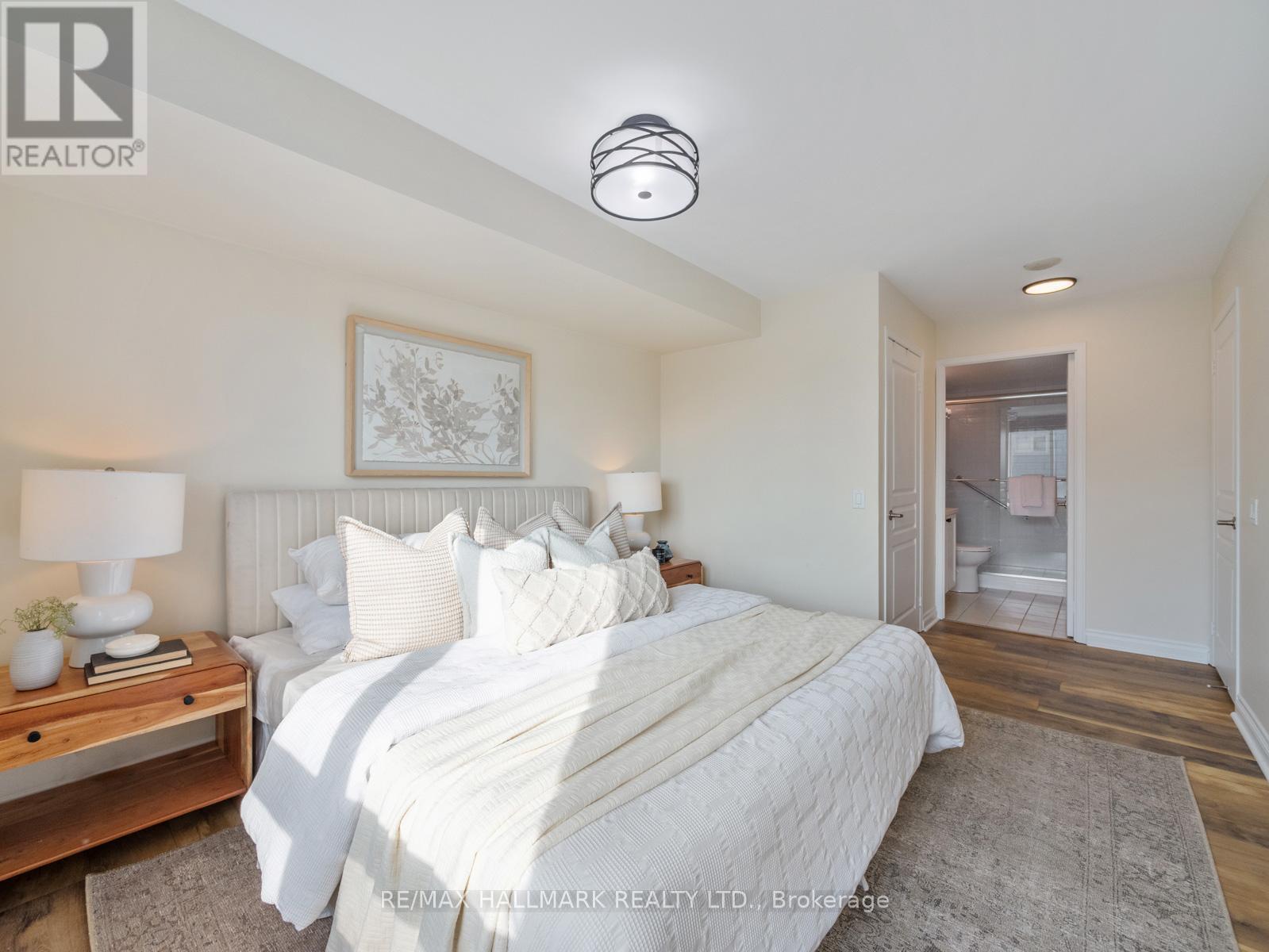 317 - 1863 QUEEN STREET E