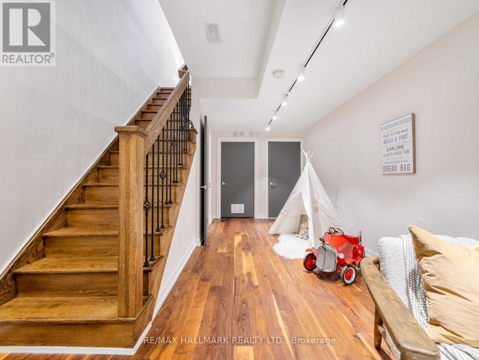 246B SCARBOROUGH ROAD