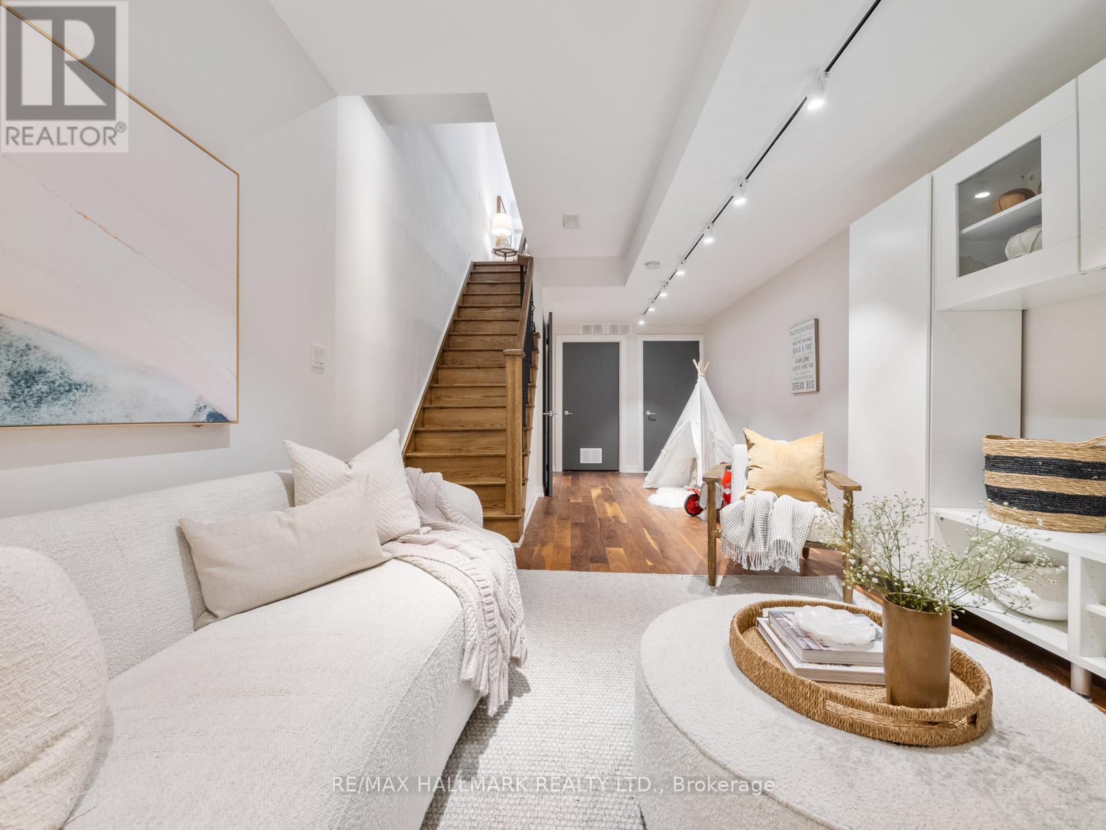 246B SCARBOROUGH ROAD