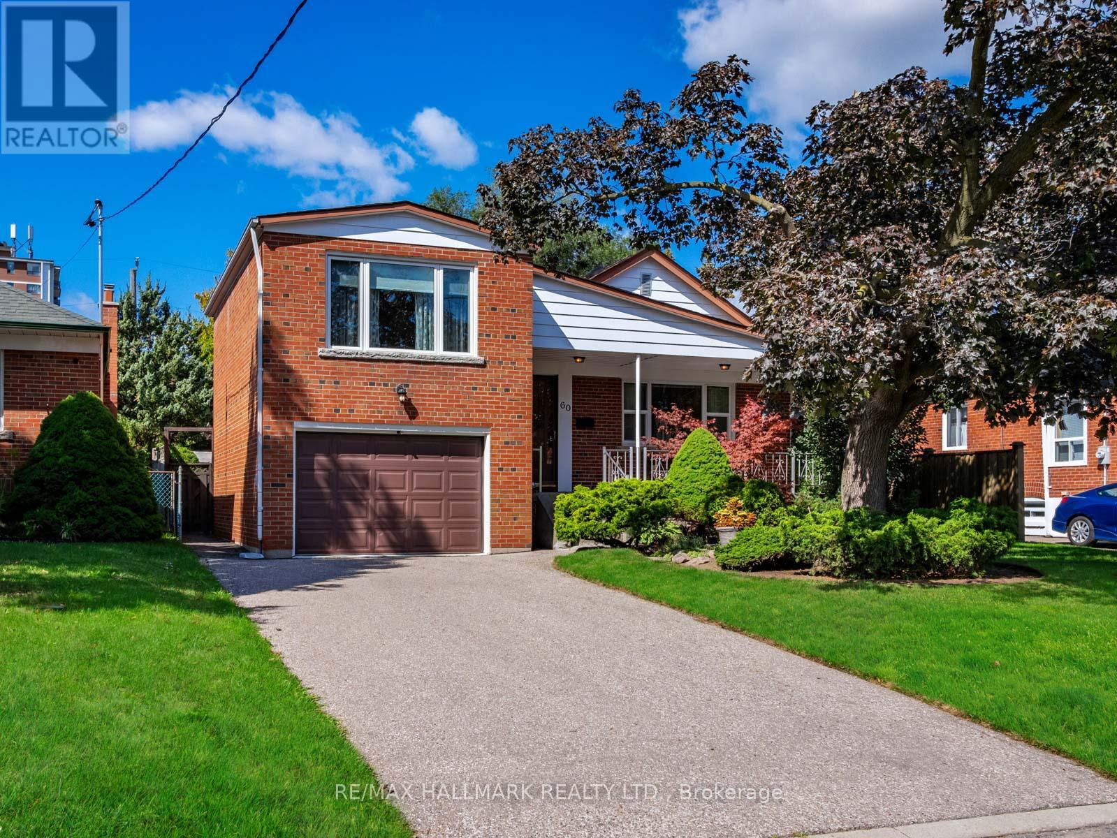 60 GREYLAWN CRESCENT