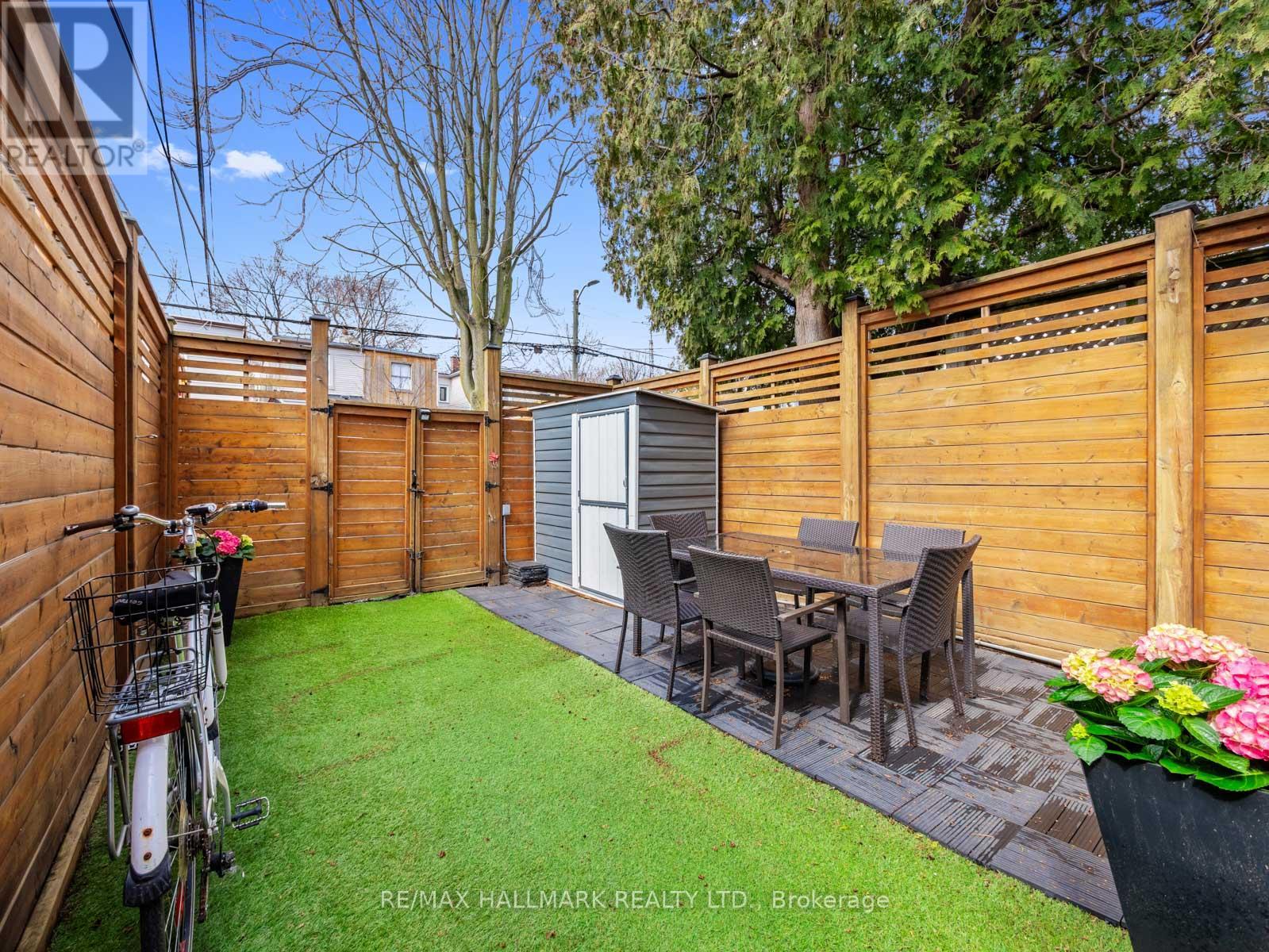 38 LARCHMOUNT AVENUE