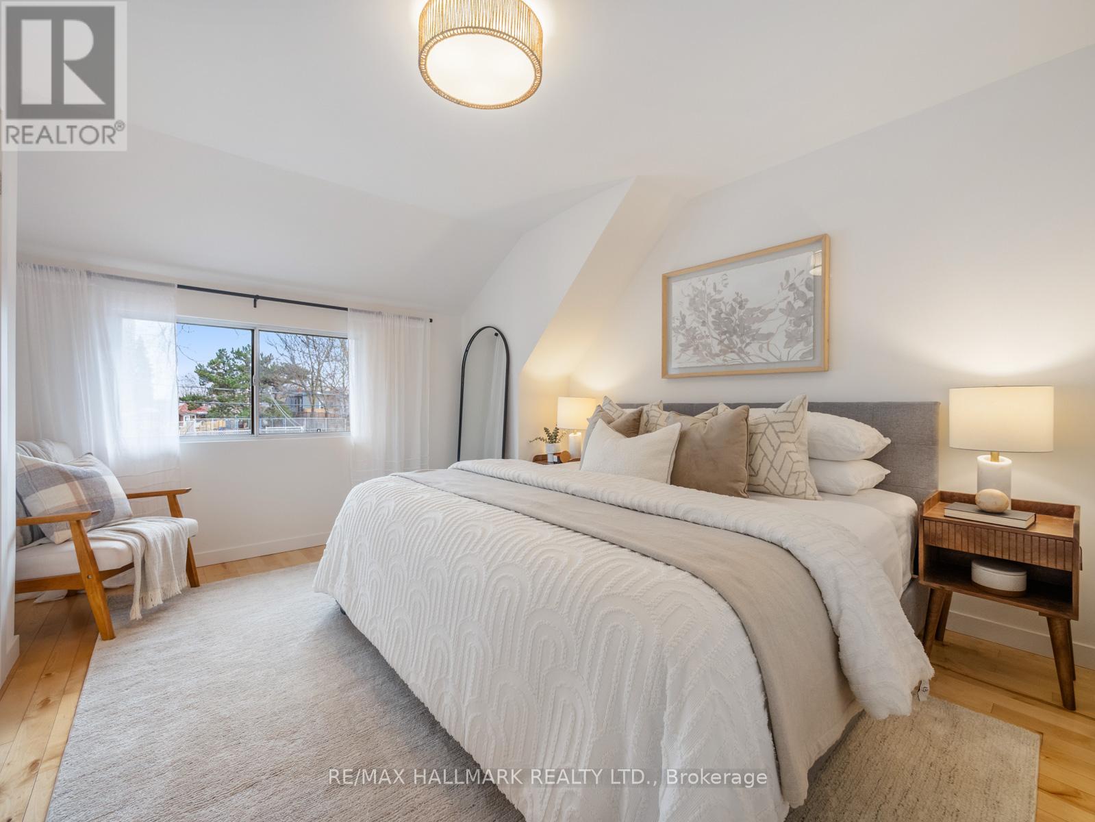 38 LARCHMOUNT AVENUE