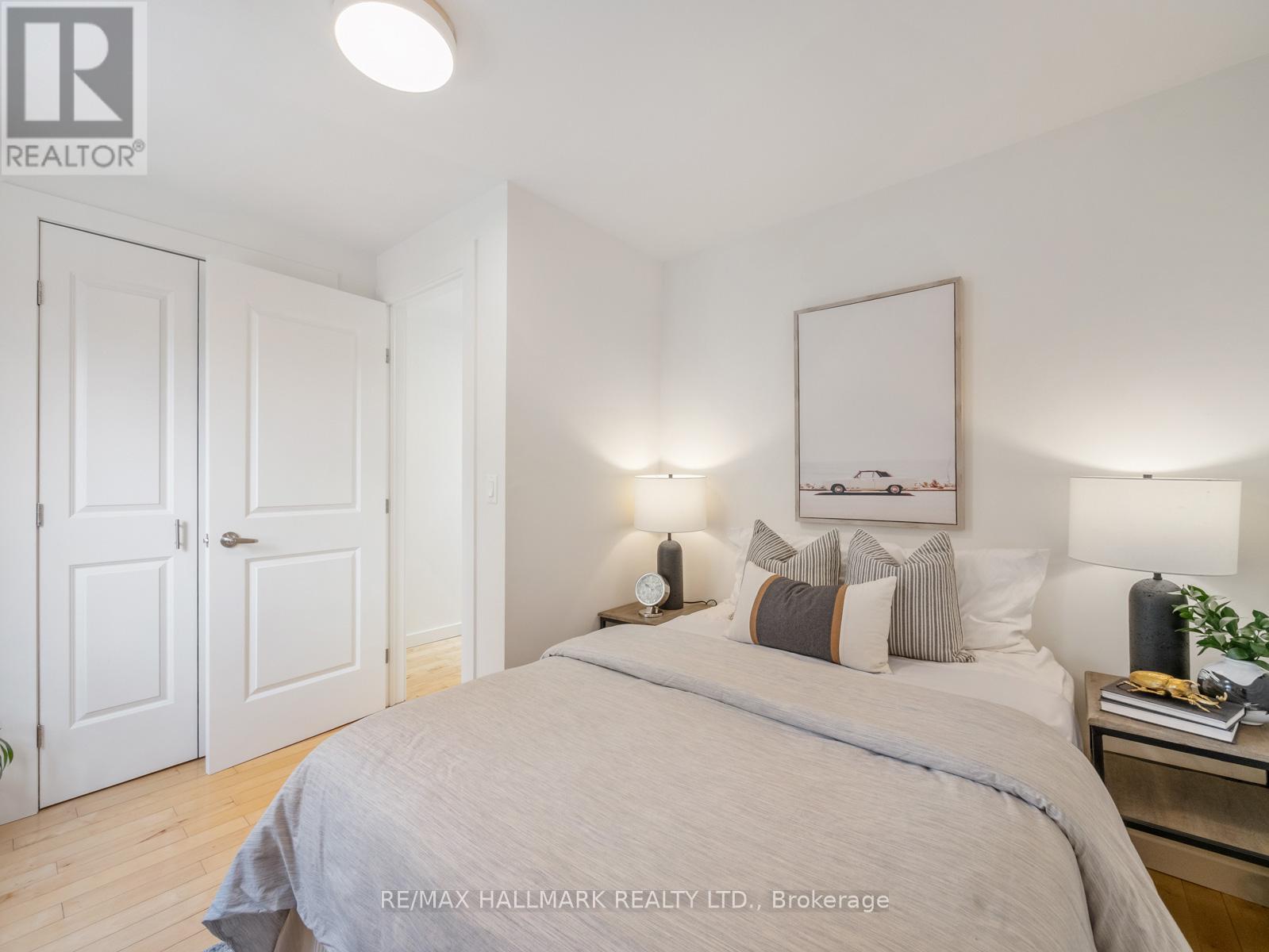 38 LARCHMOUNT AVENUE