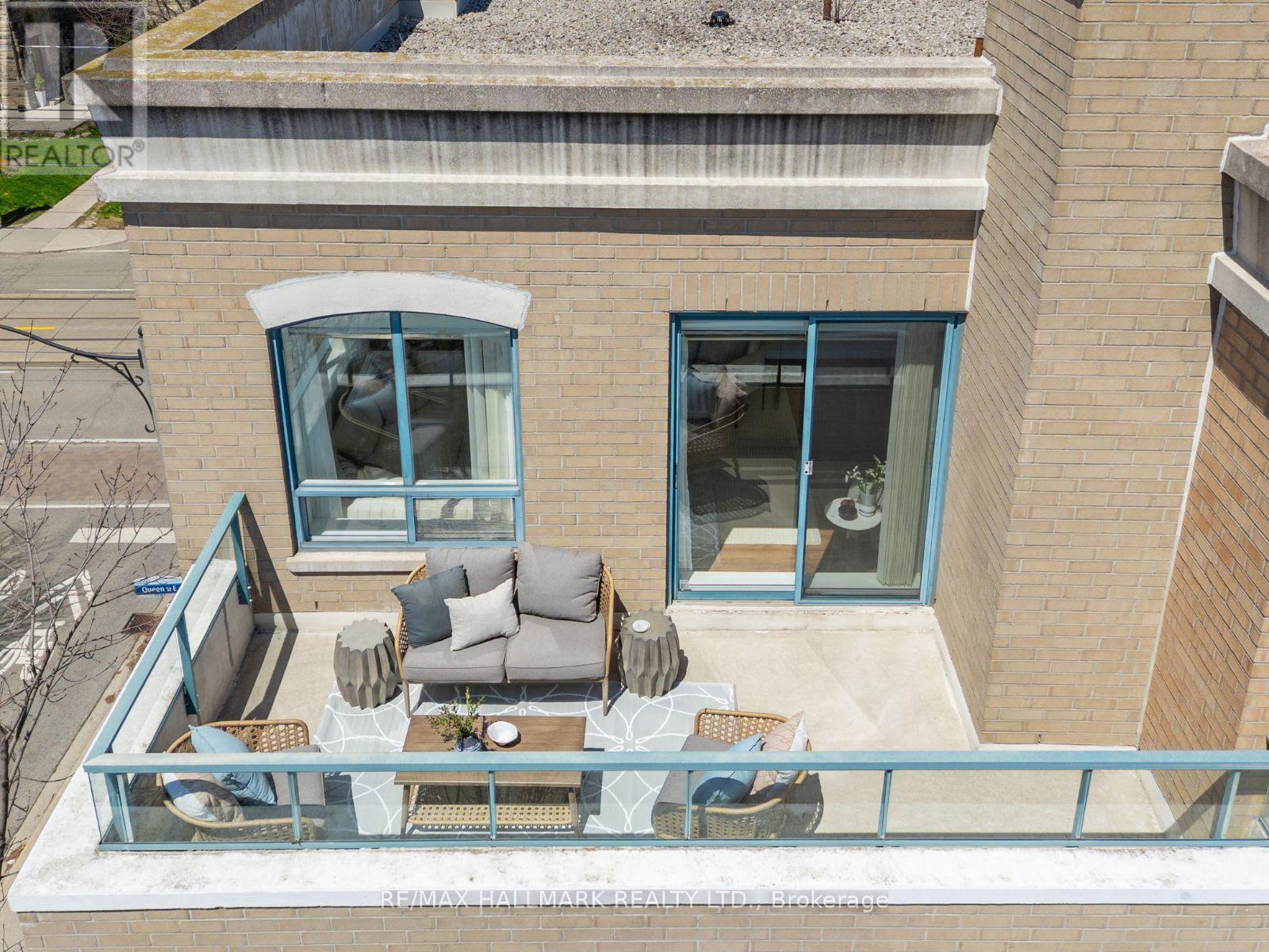 403 - 1797 QUEEN STREET E