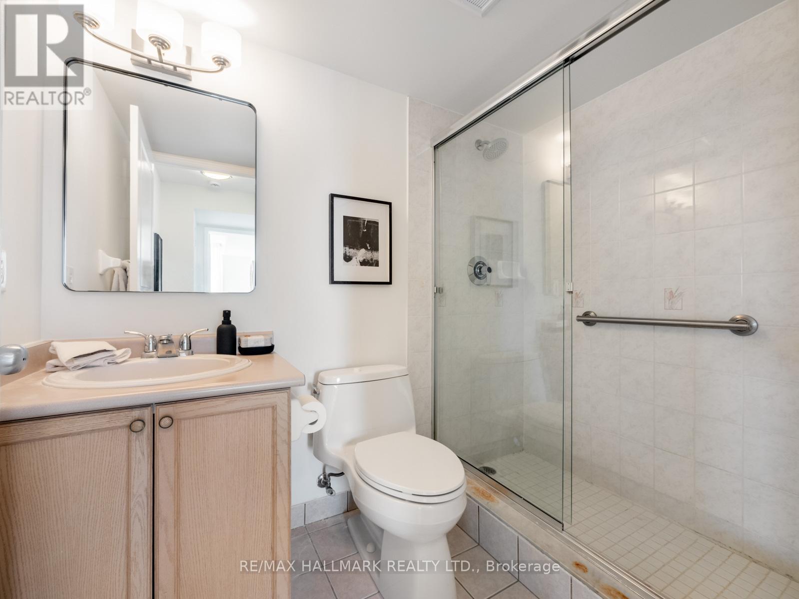 403 - 1797 QUEEN STREET E