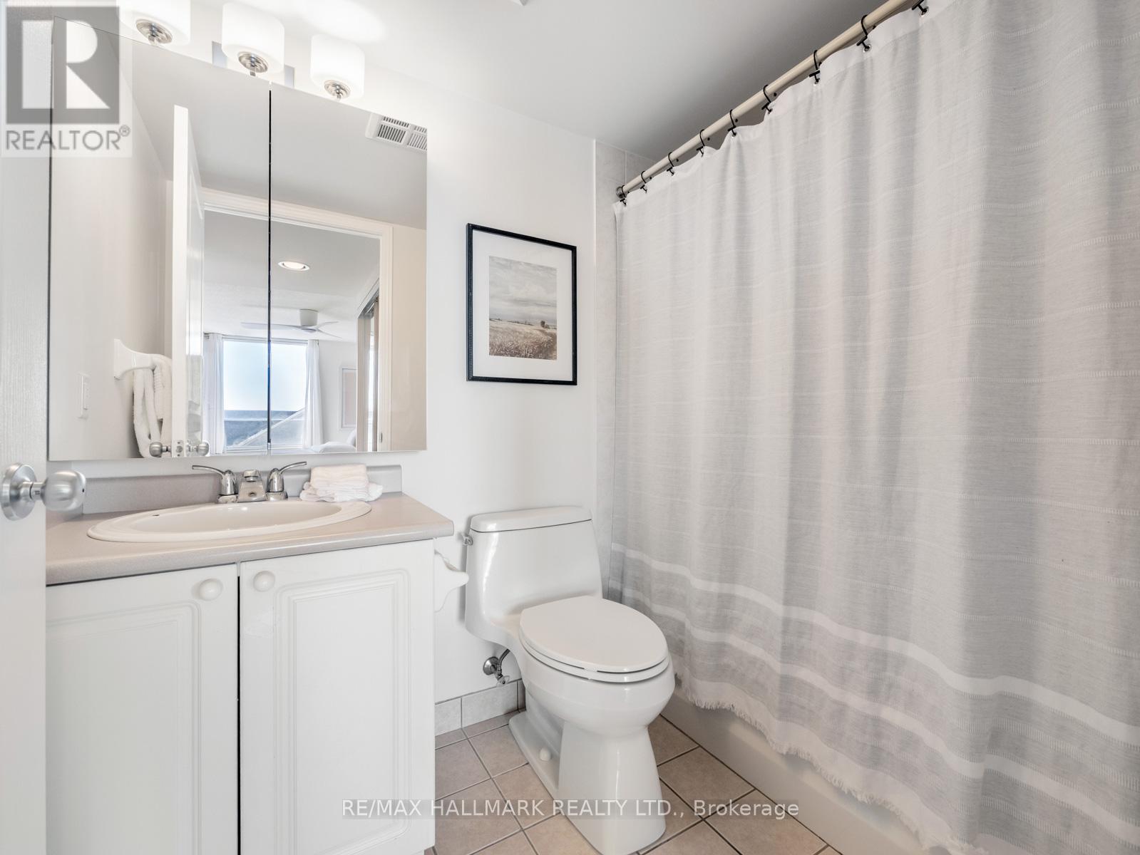 403 - 1797 QUEEN STREET E