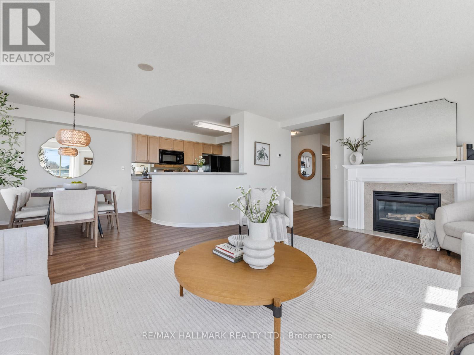 403 - 1797 QUEEN STREET E