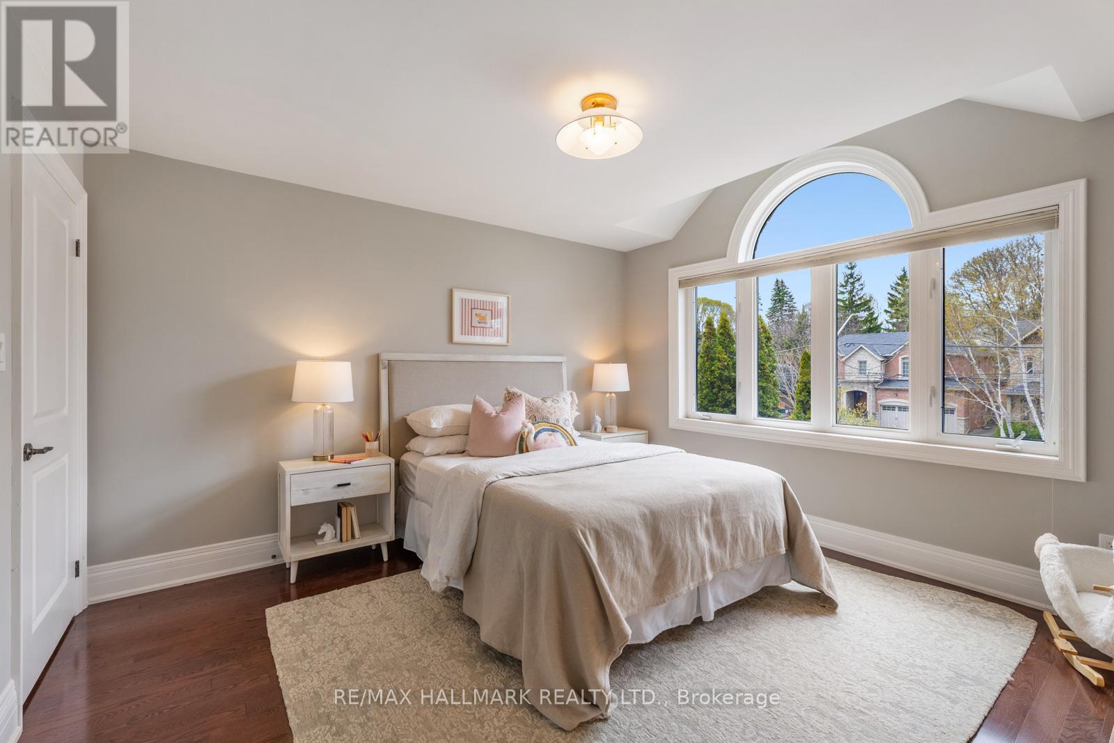 15 BIRCHCLIFF AVENUE