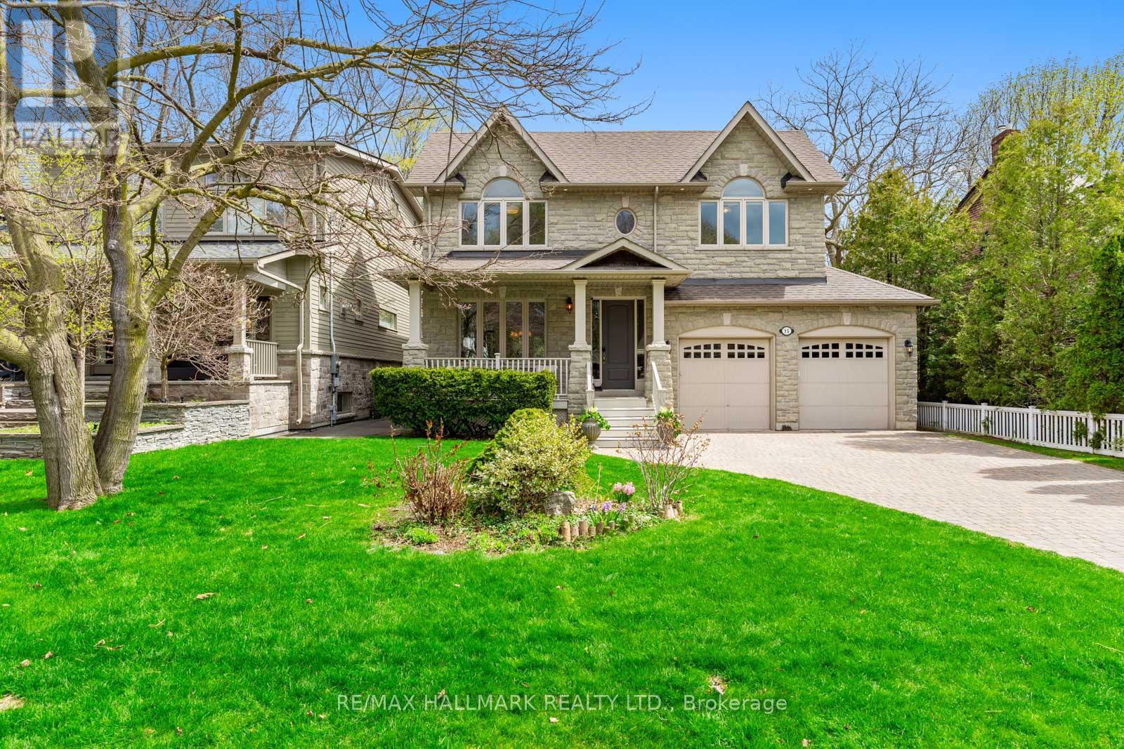 15 BIRCHCLIFF AVENUE