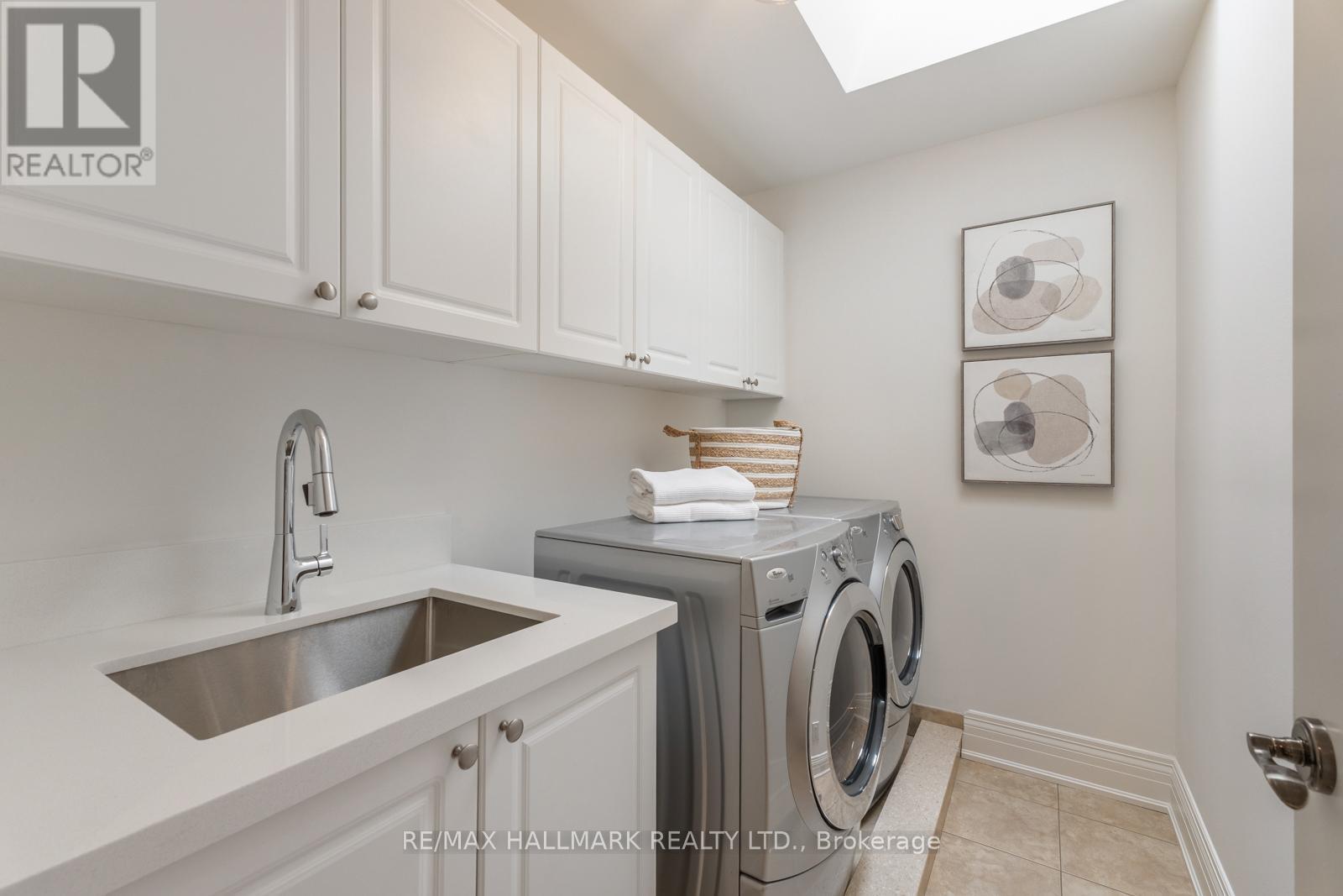 15 BIRCHCLIFF AVENUE