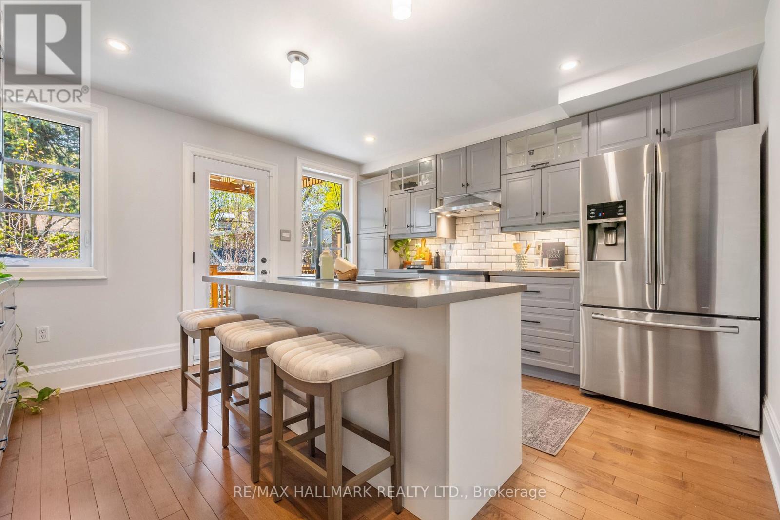 272 KENILWORTH AVENUE