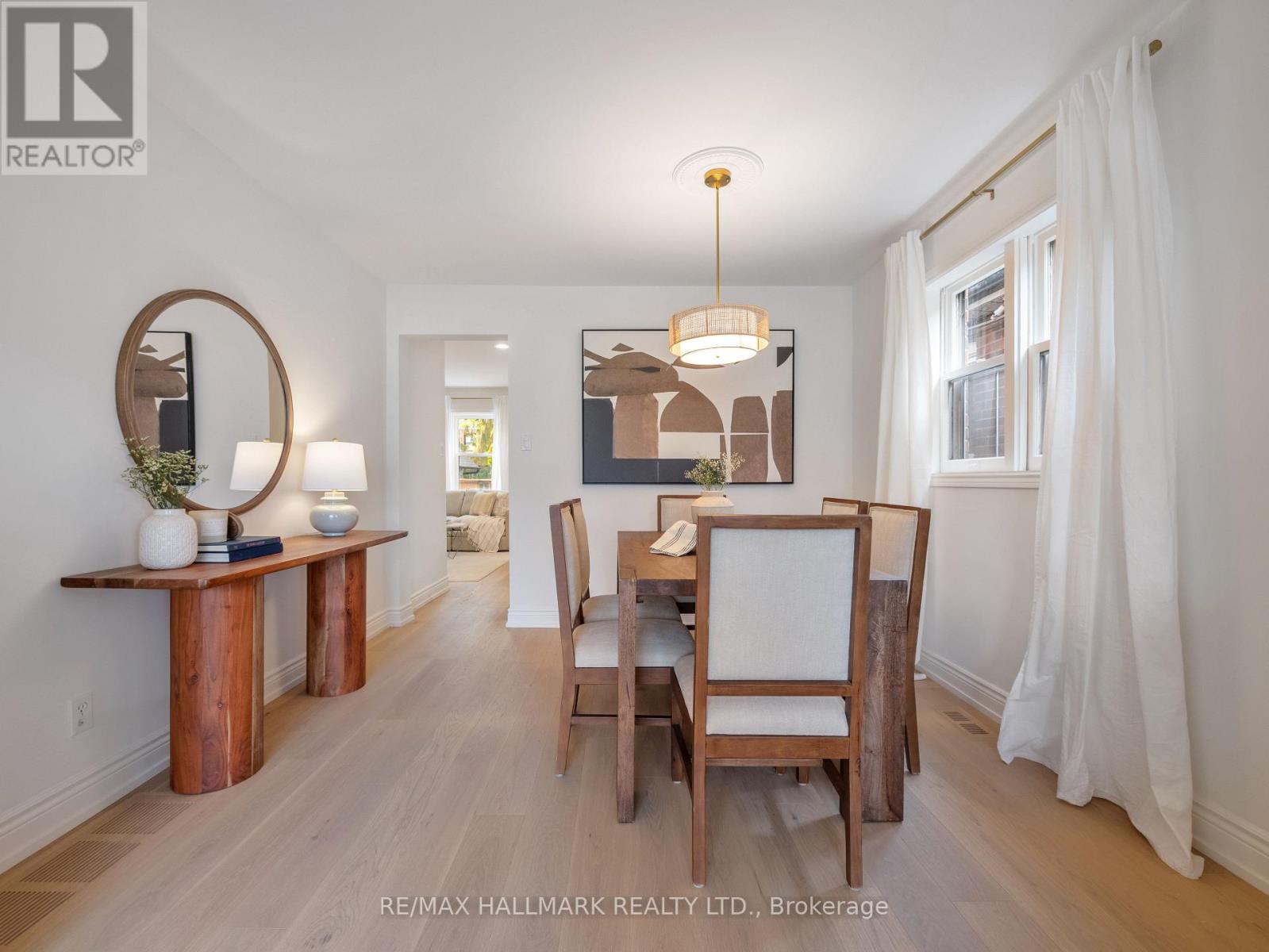 39 BRIAR DALE BOULEVARD