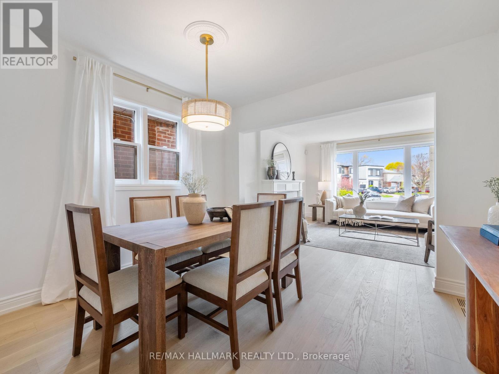 39 BRIAR DALE BOULEVARD
