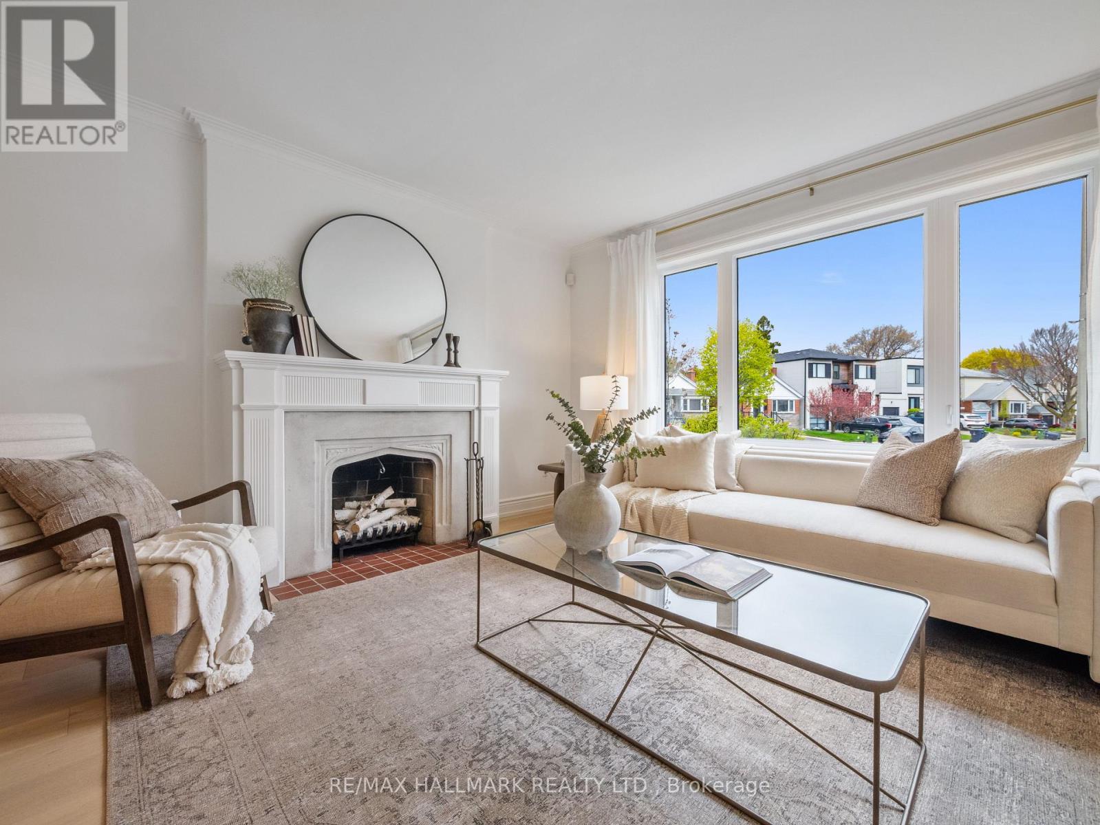 39 BRIAR DALE BOULEVARD