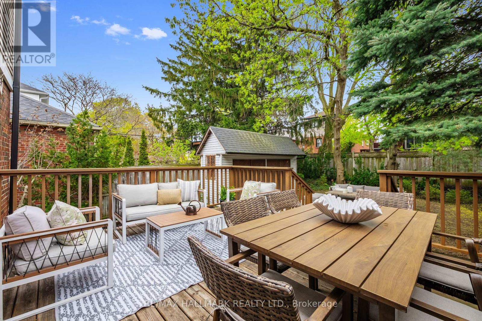 39 BRIAR DALE BOULEVARD