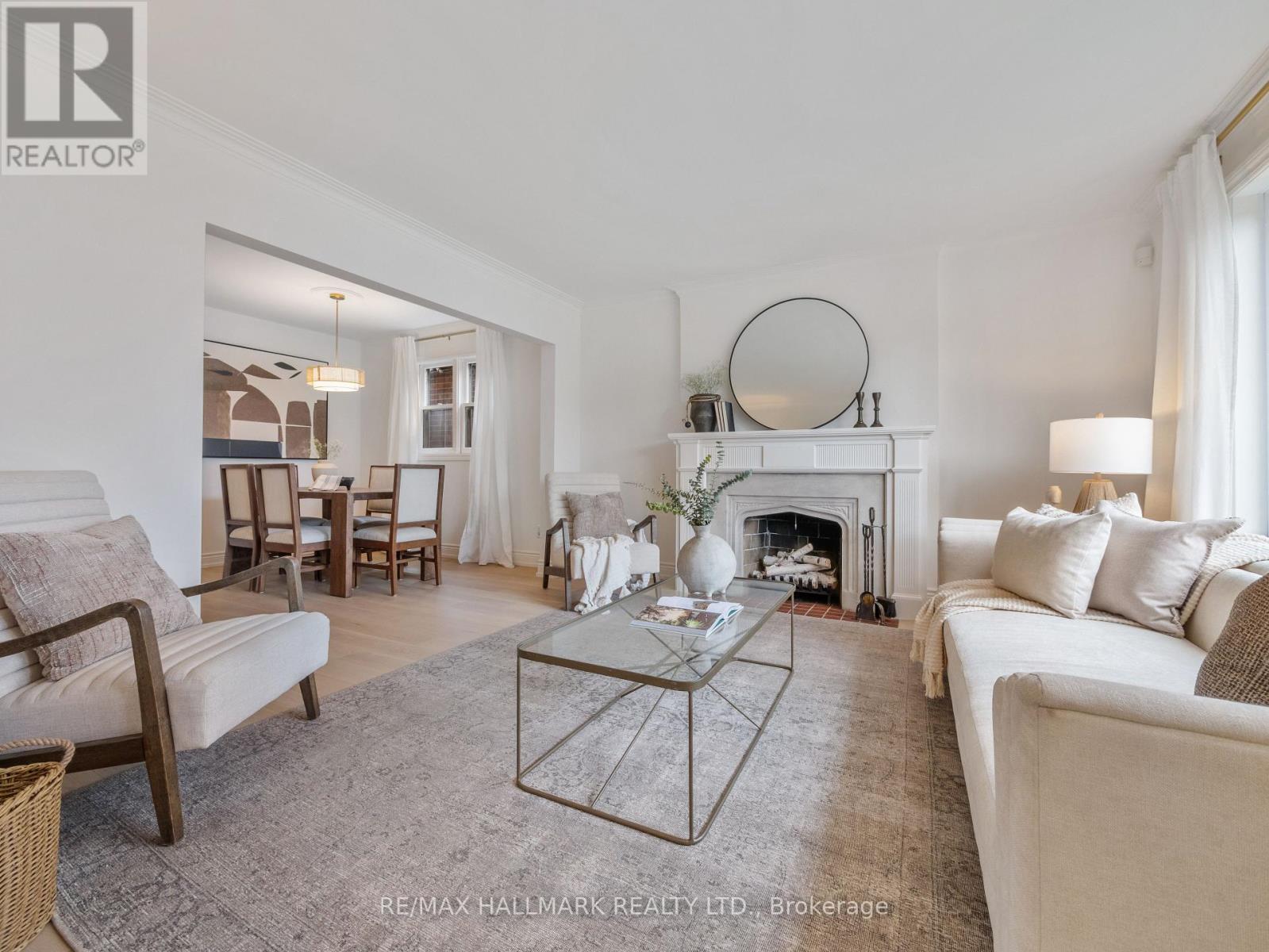 39 BRIAR DALE BOULEVARD