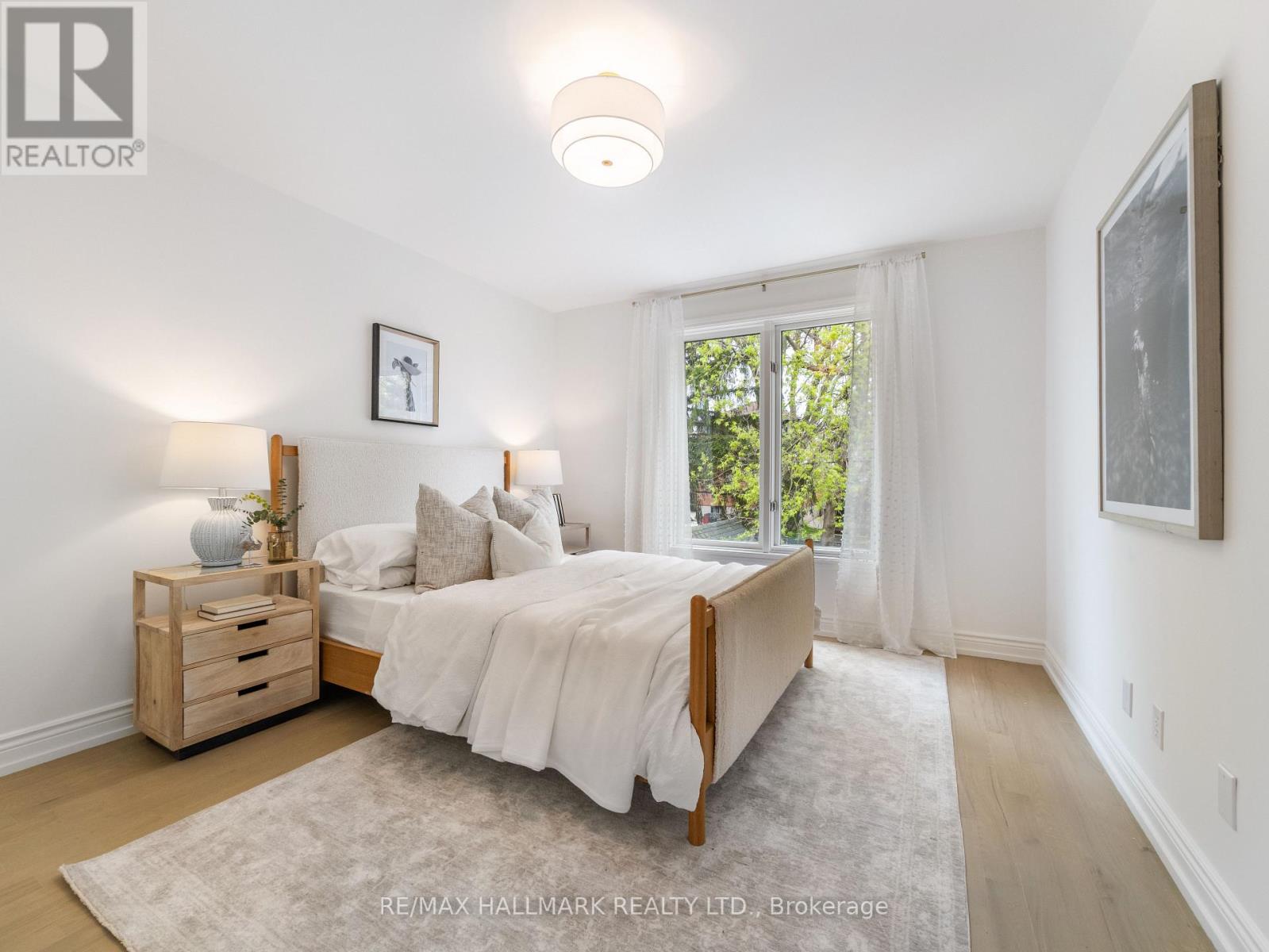 39 BRIAR DALE BOULEVARD
