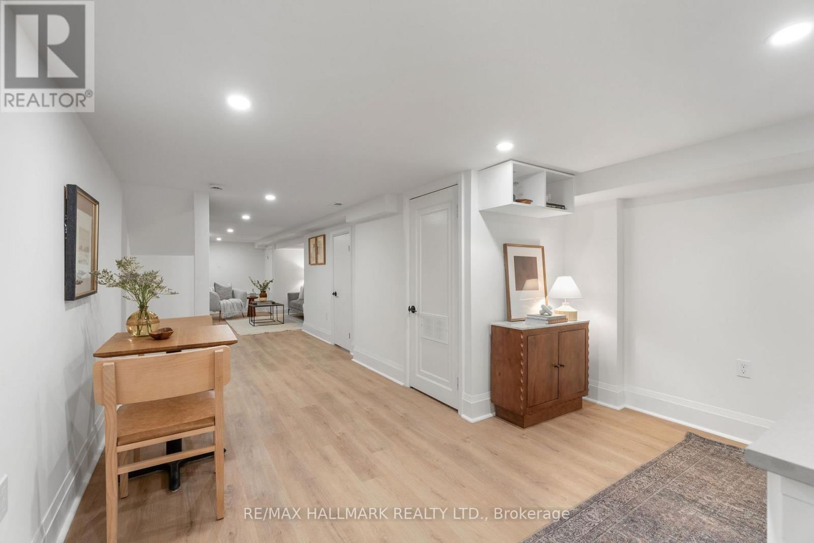 203 PARKMOUNT ROAD