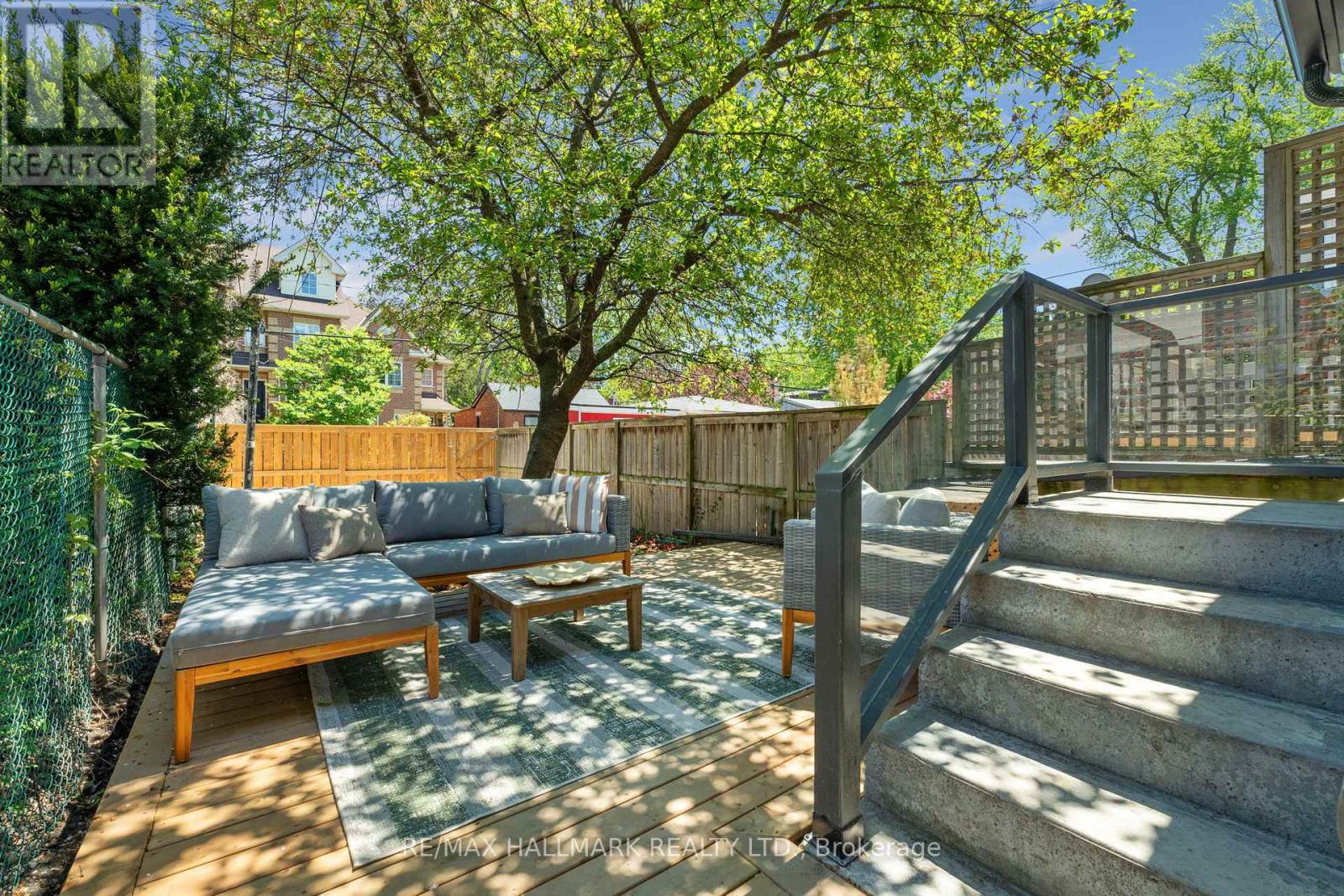 203 PARKMOUNT ROAD