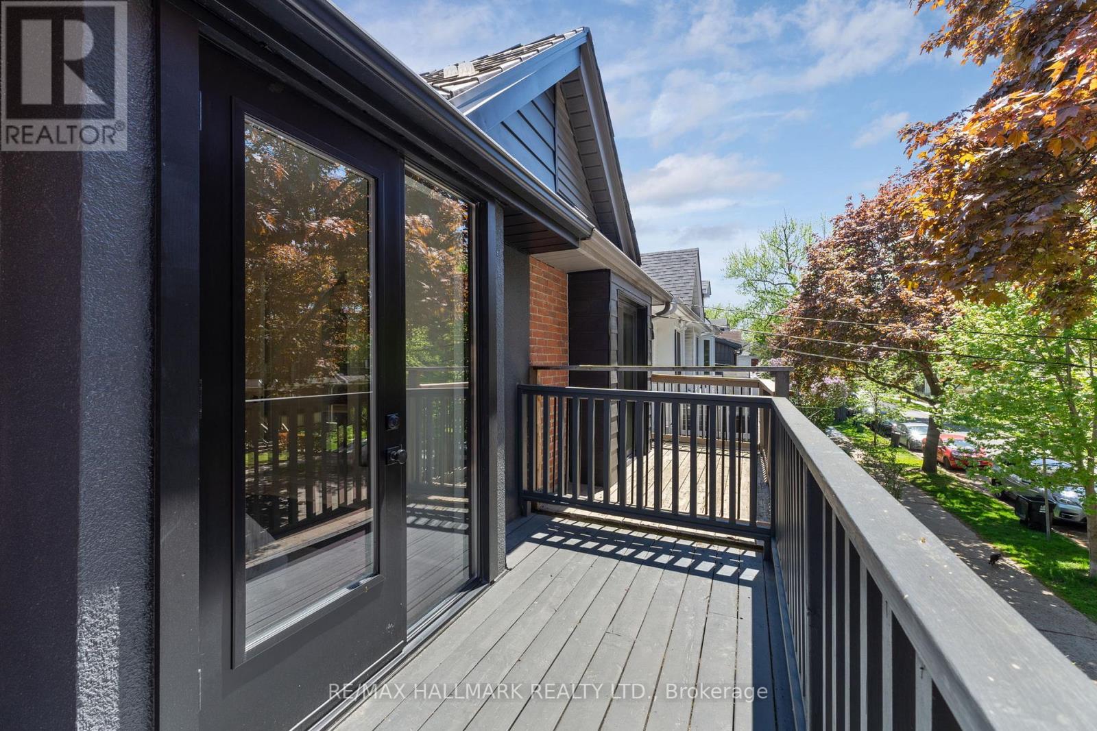 203 PARKMOUNT ROAD