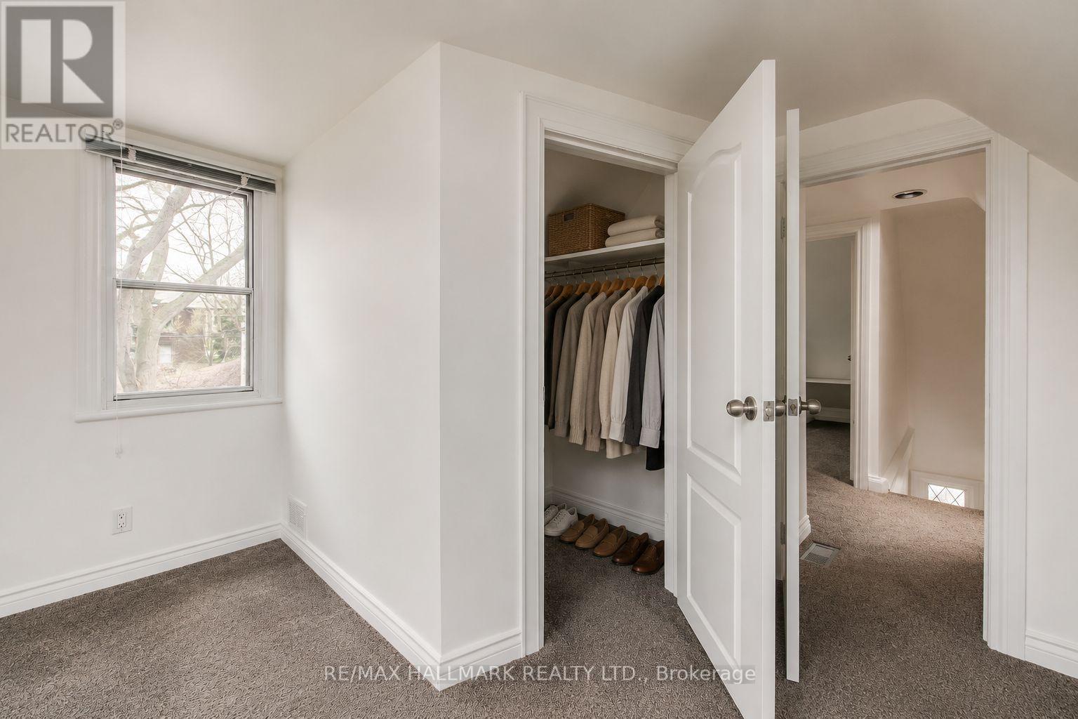 35 BENLAMOND AVENUE
