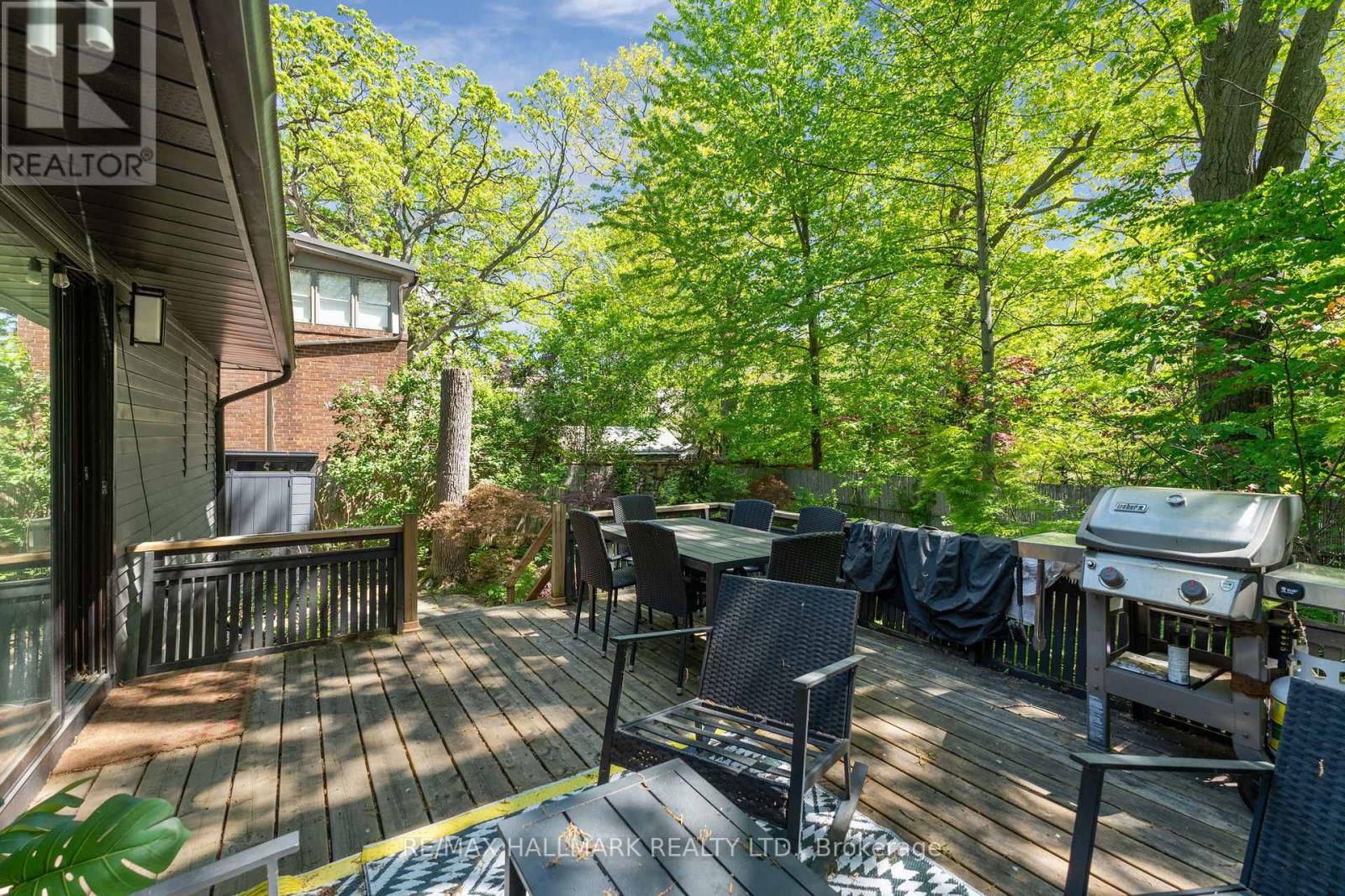 35 BENLAMOND AVENUE