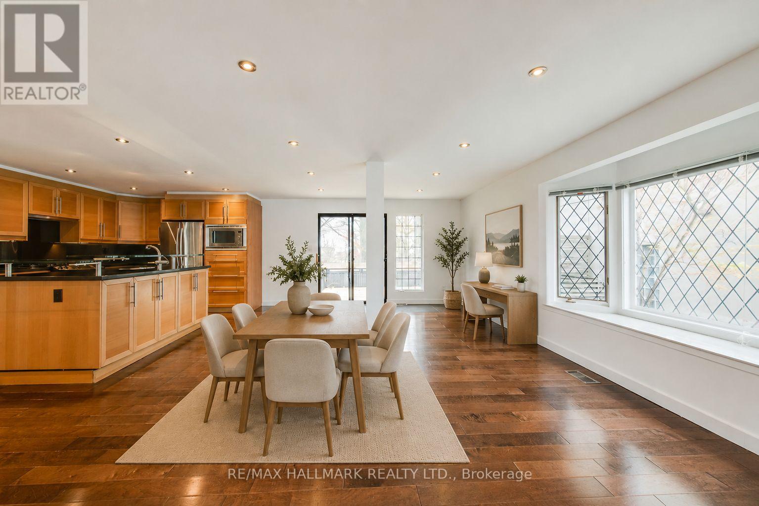 35 BENLAMOND AVENUE