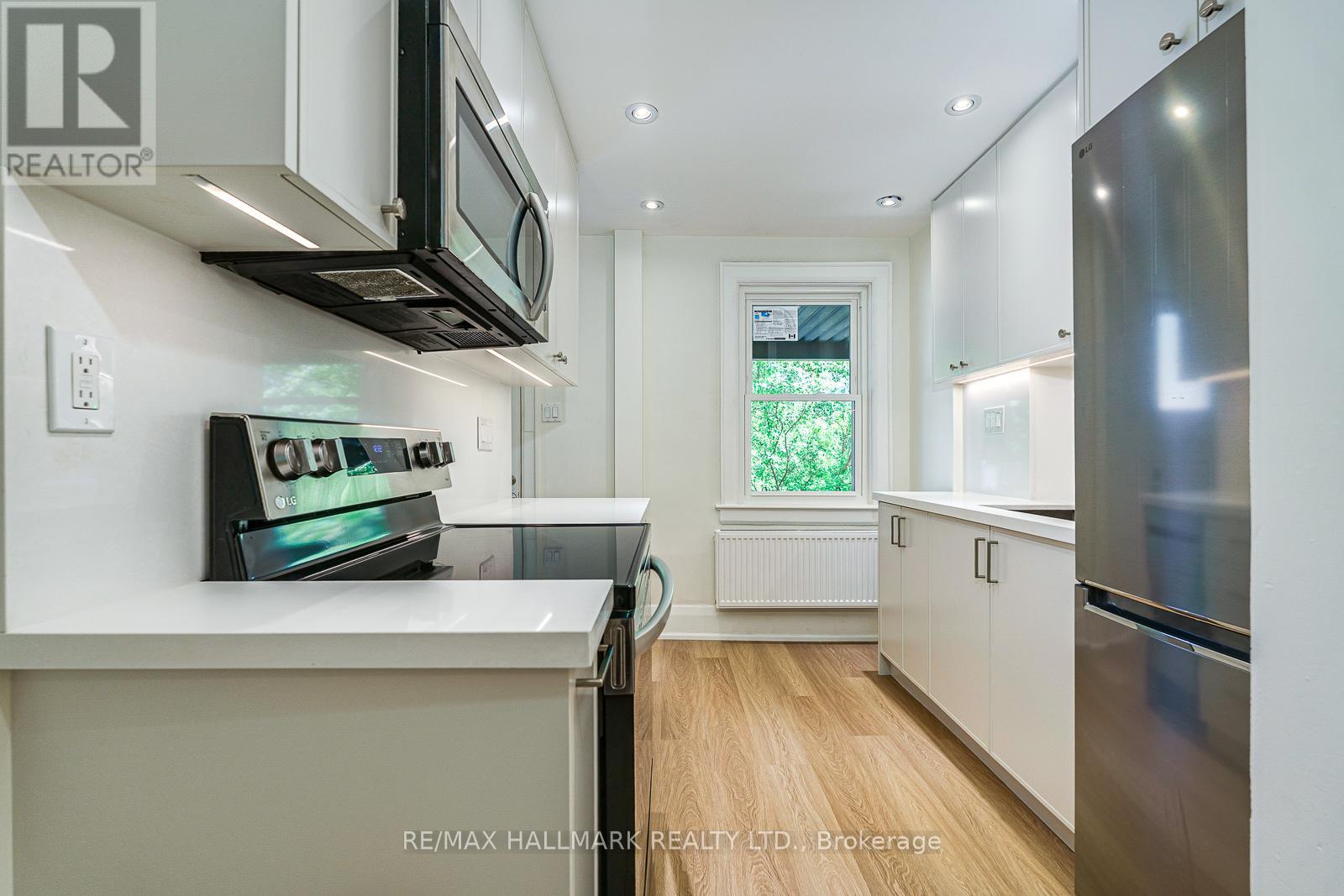 MAIN & LOWER - 229 KINGSTON ROAD