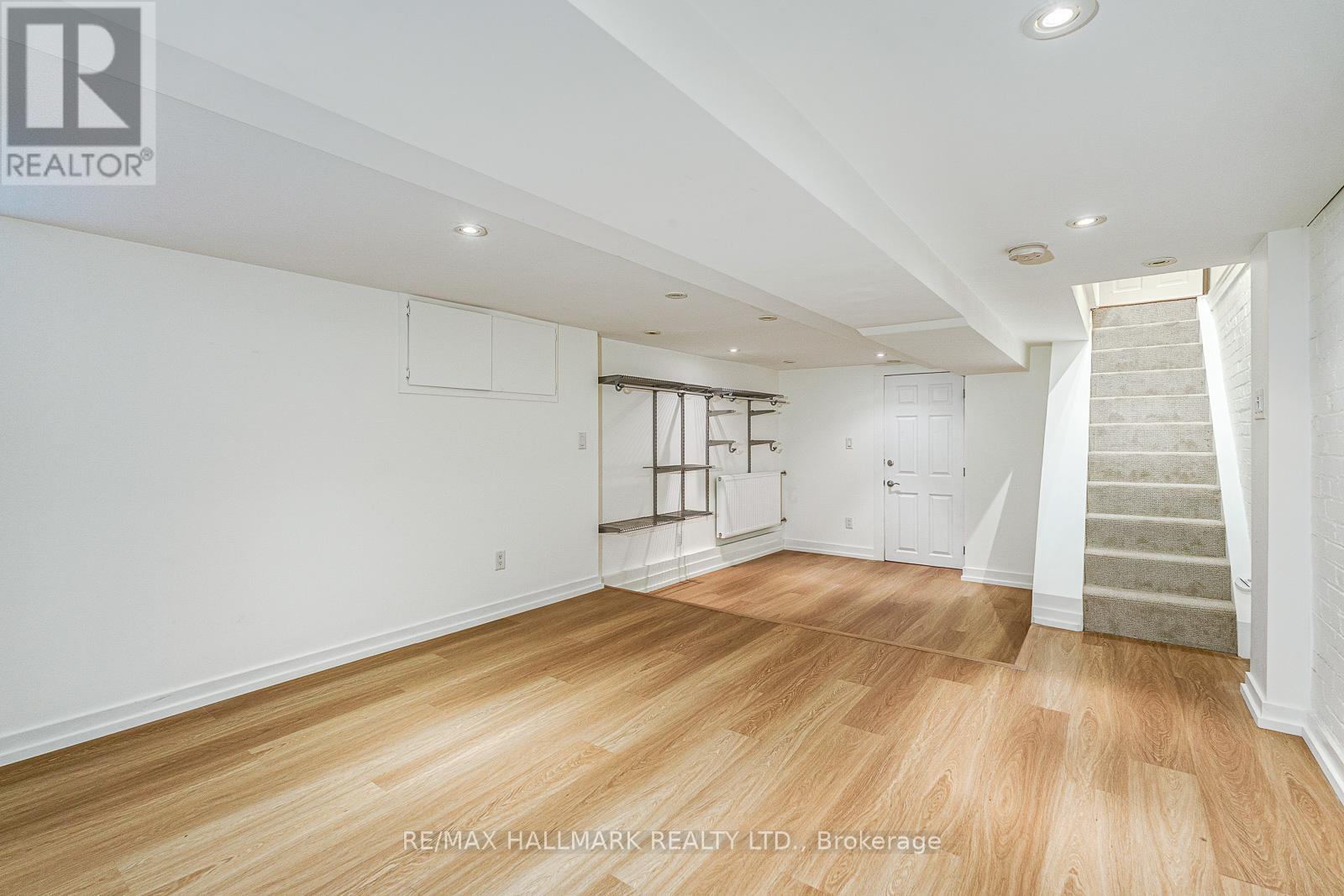 MAIN & LOWER - 229 KINGSTON ROAD