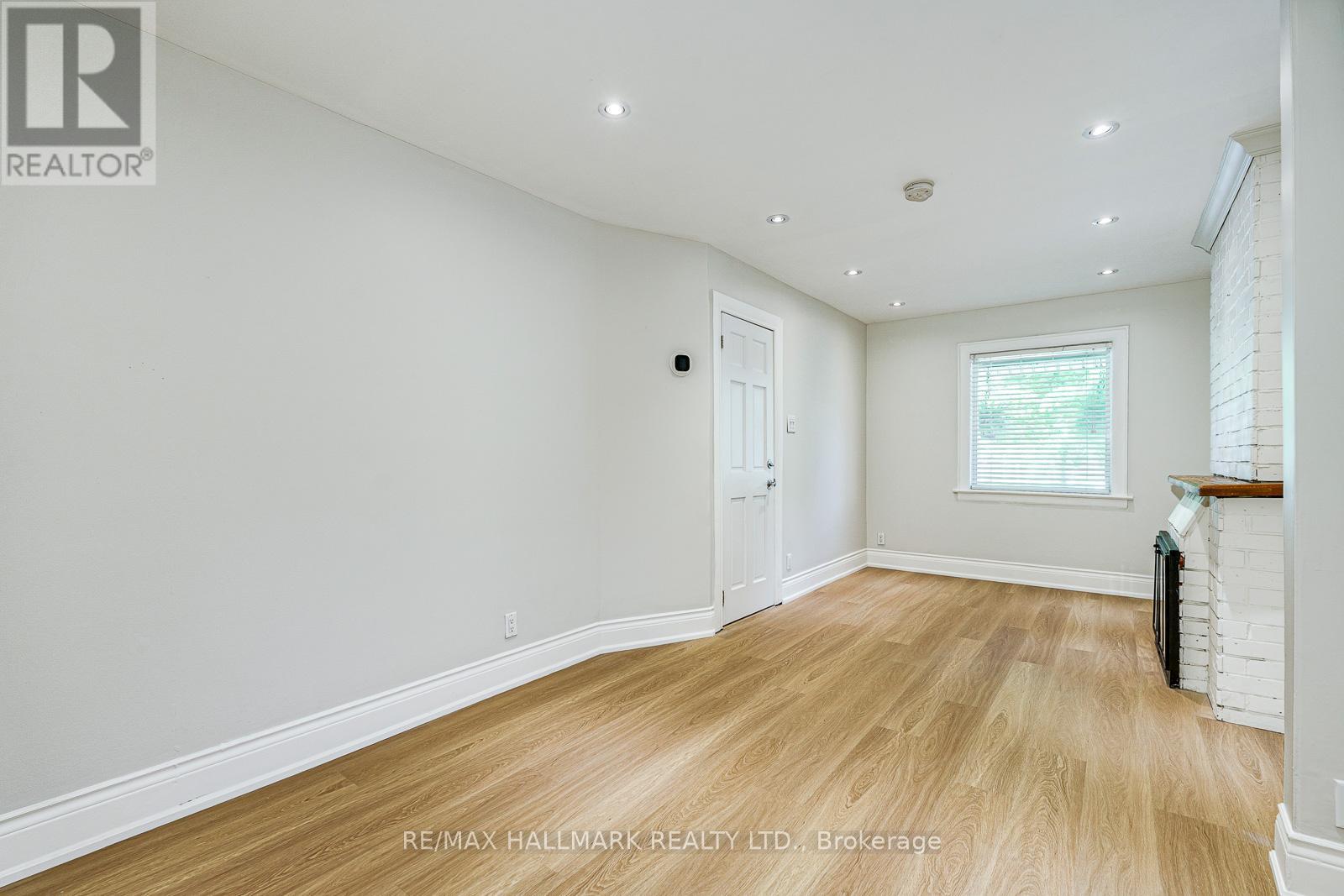 MAIN & LOWER - 229 KINGSTON ROAD