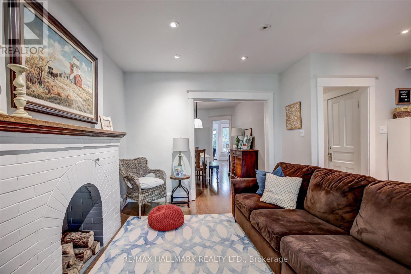 69 NORMANDY BOULEVARD