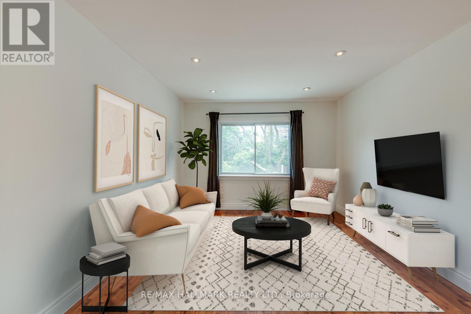 UPPER - 2066 GERRARD STREET E