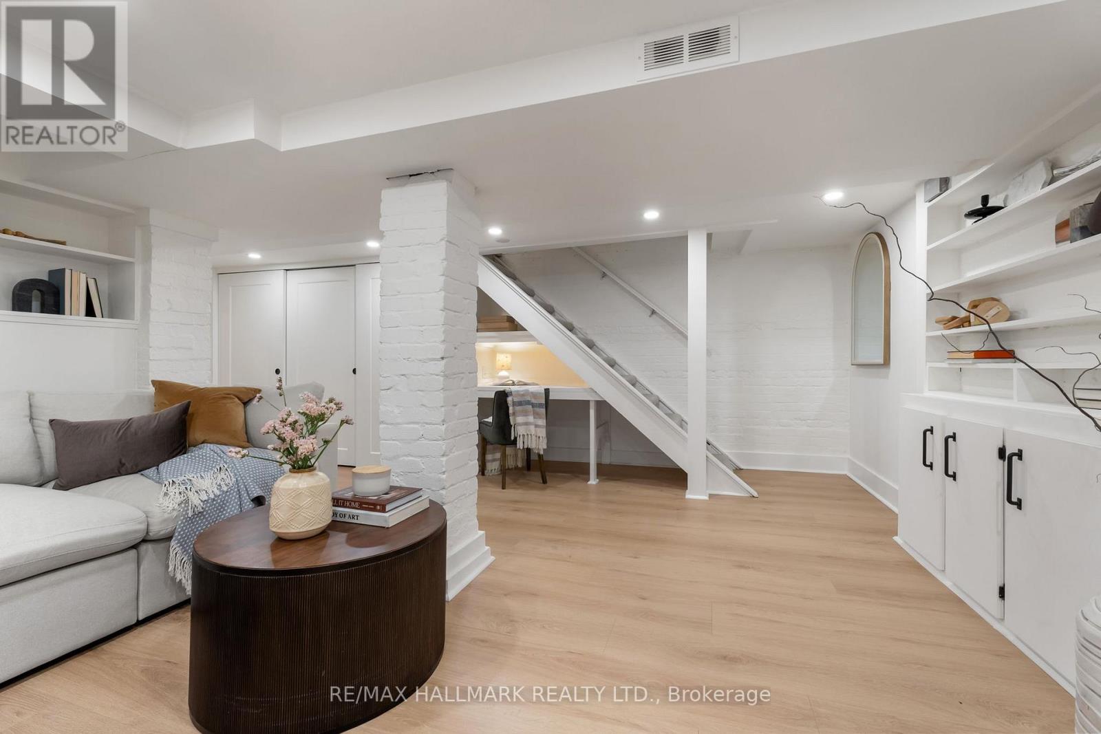 37 WINSTON AVENUE