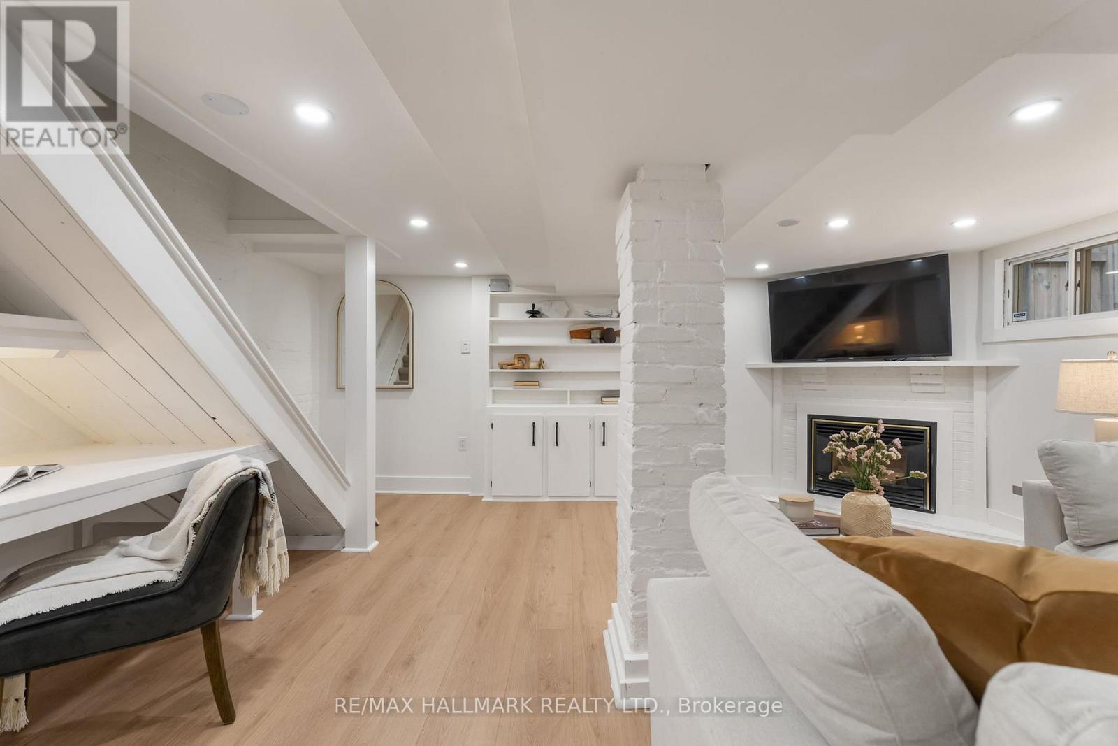 37 WINSTON AVENUE