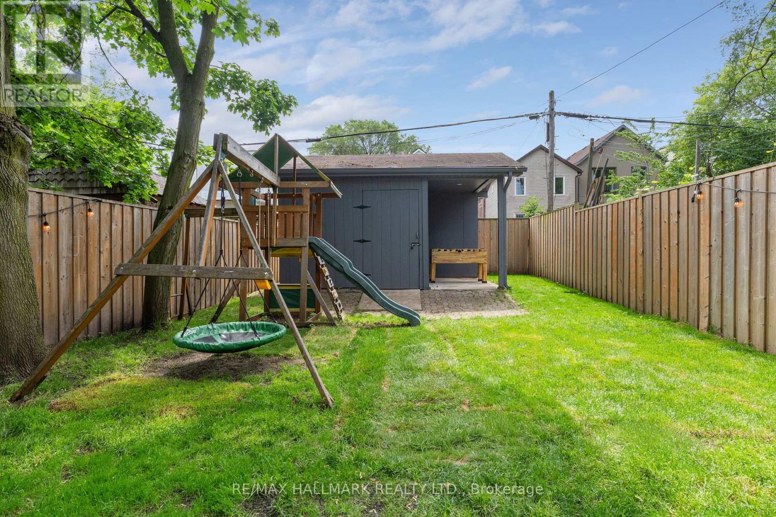 37 WINSTON AVENUE
