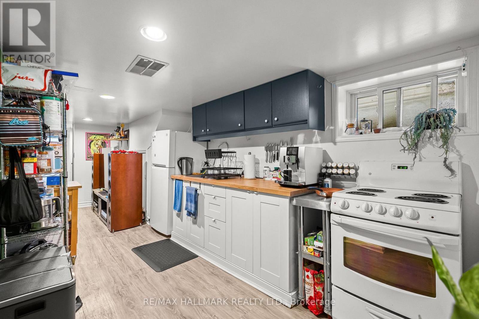 159 PARKMOUNT ROAD