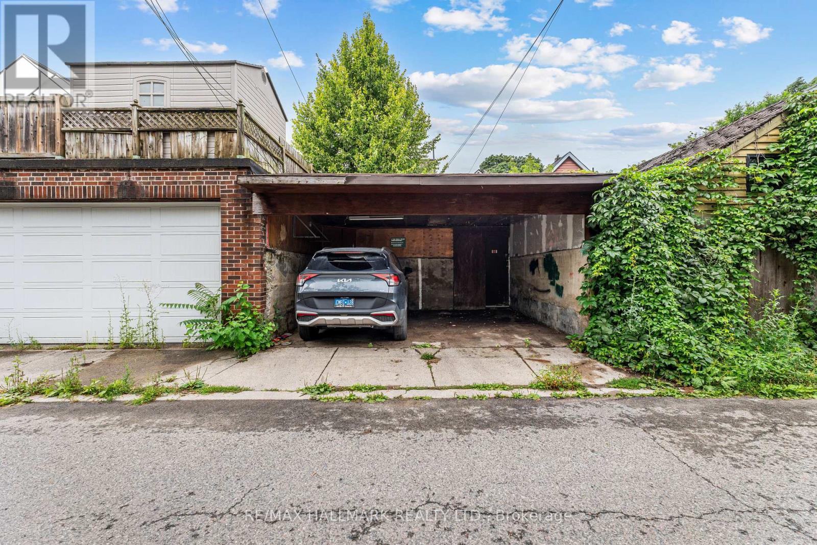 159 PARKMOUNT ROAD