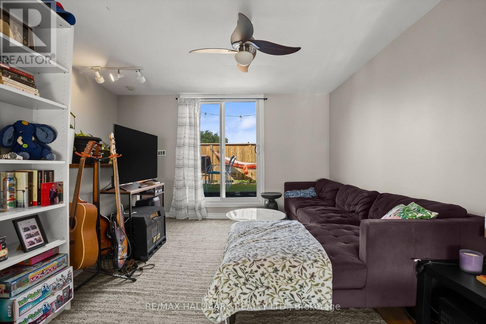 159 PARKMOUNT ROAD