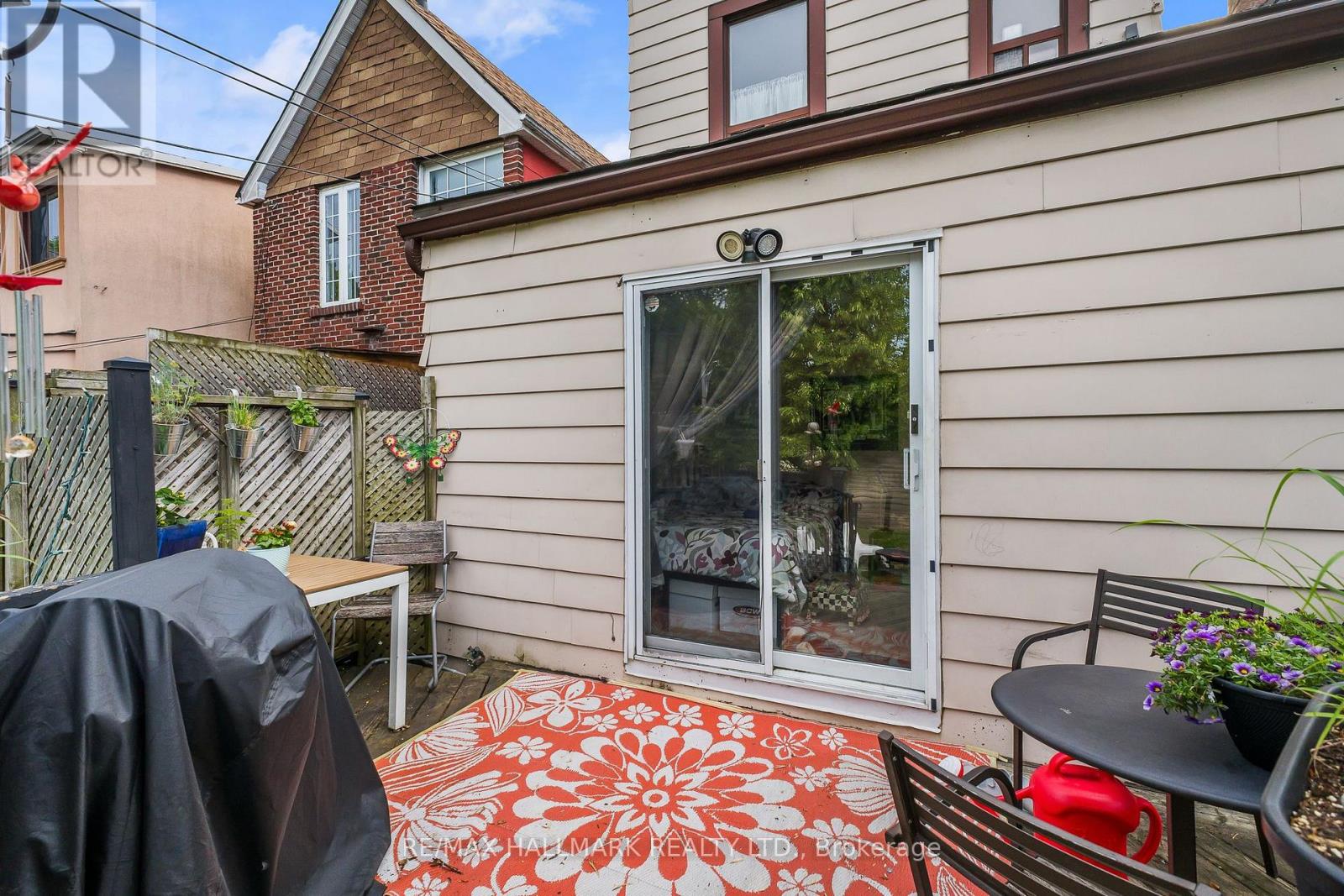 159 PARKMOUNT ROAD