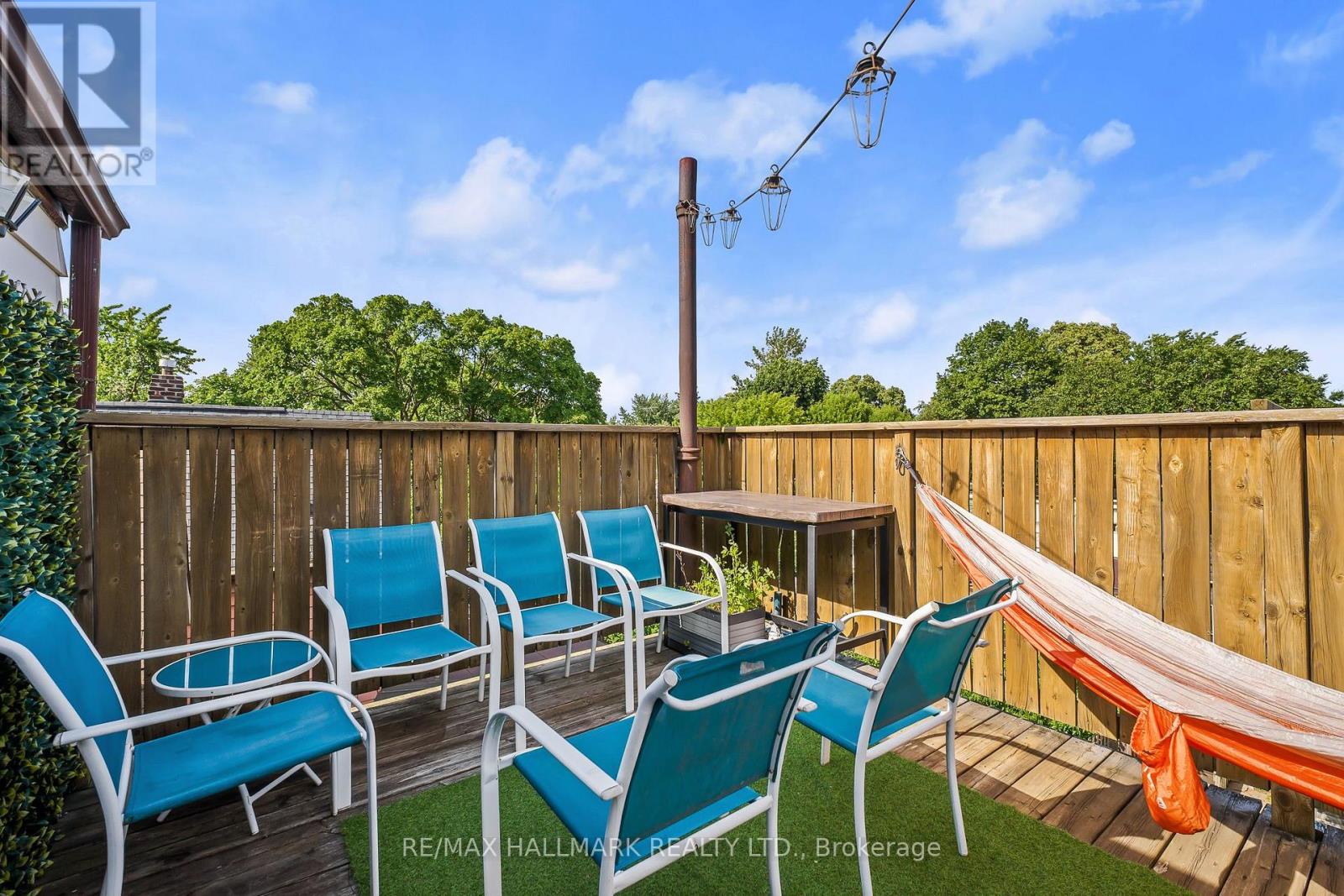 159 PARKMOUNT ROAD