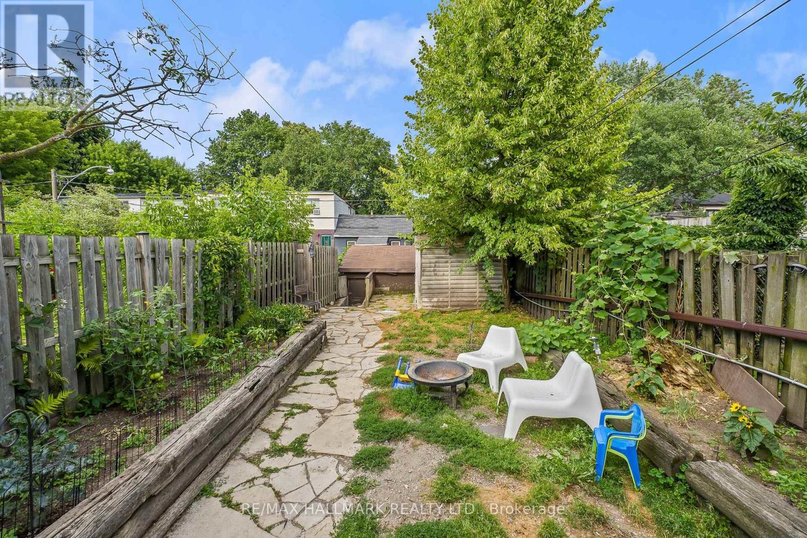 159 PARKMOUNT ROAD
