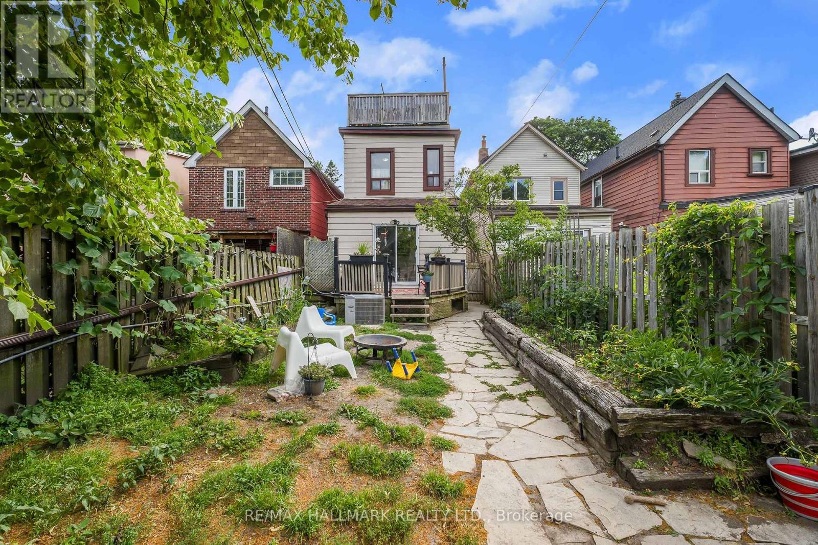 159 PARKMOUNT ROAD