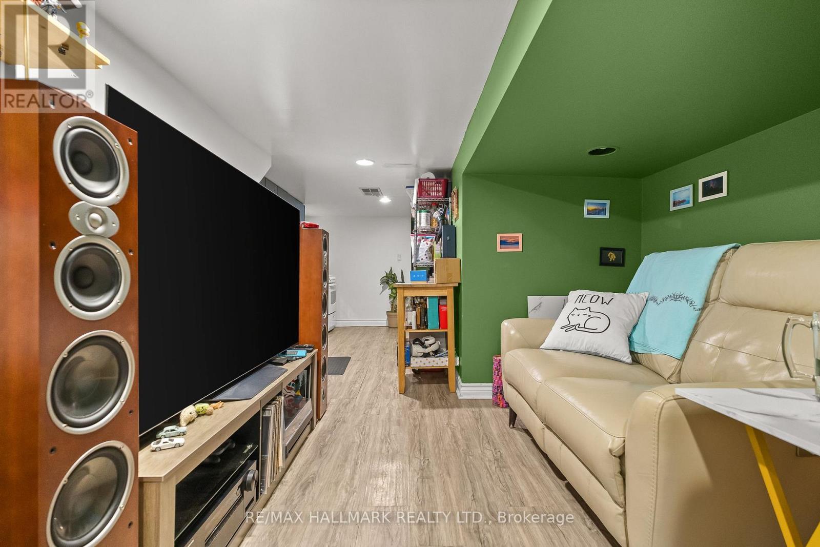 159 PARKMOUNT ROAD